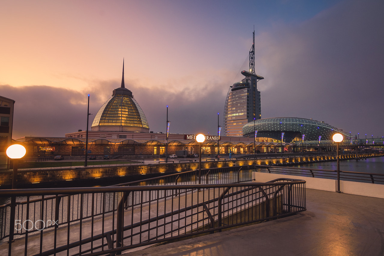 Tokina AT-X Pro 12-24mm F4 (IF) DX sample photo. Bremerhaven photography