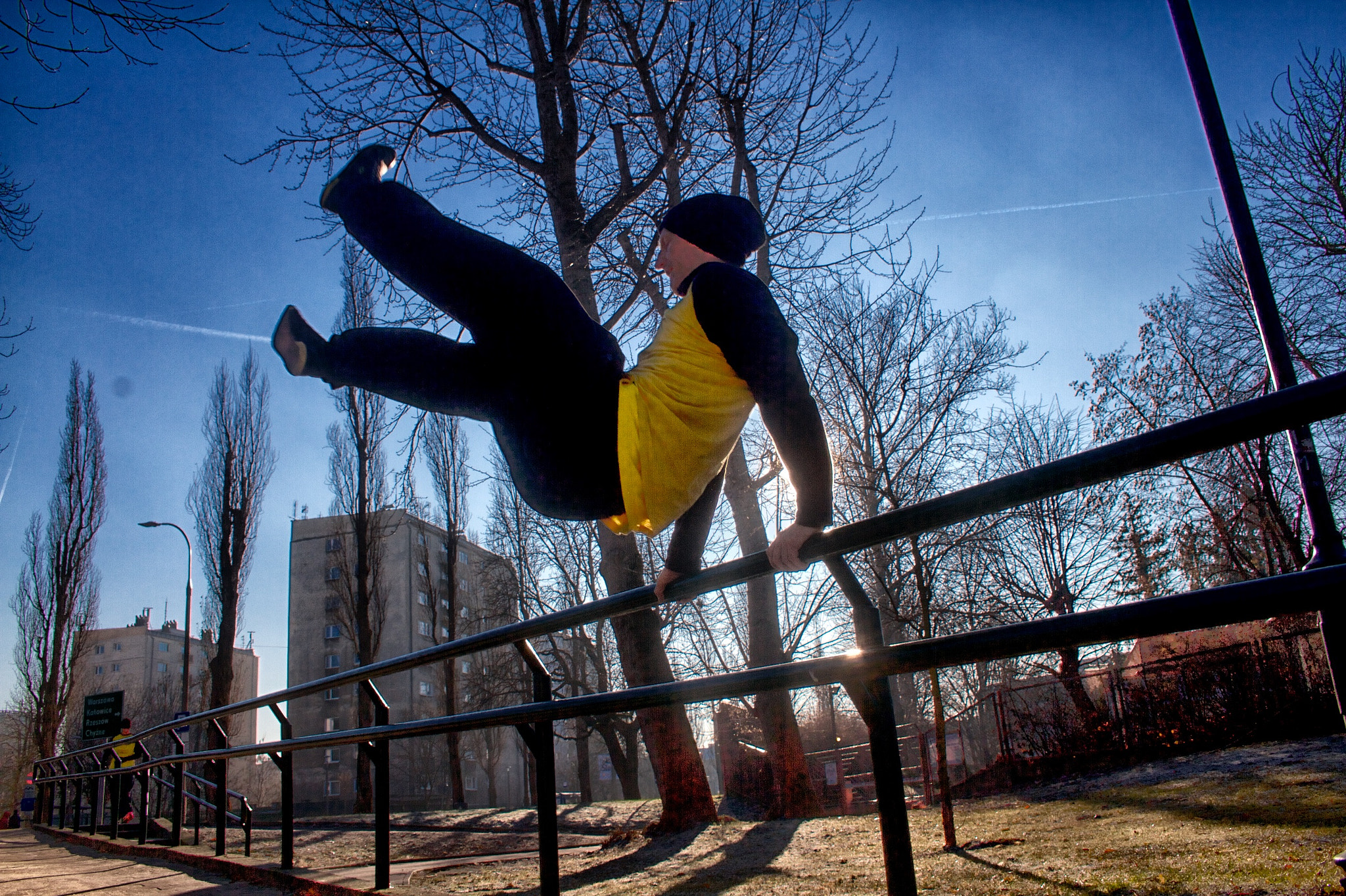 Canon EF-S 18-55mm F3.5-5.6 II sample photo. Winter parkour photography