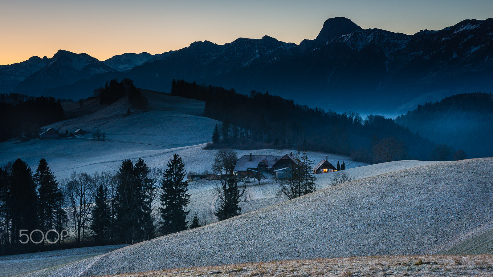 Sony a99 II + Minolta/Sony AF 70-200mm F2.8 G sample photo. Morning scene photography