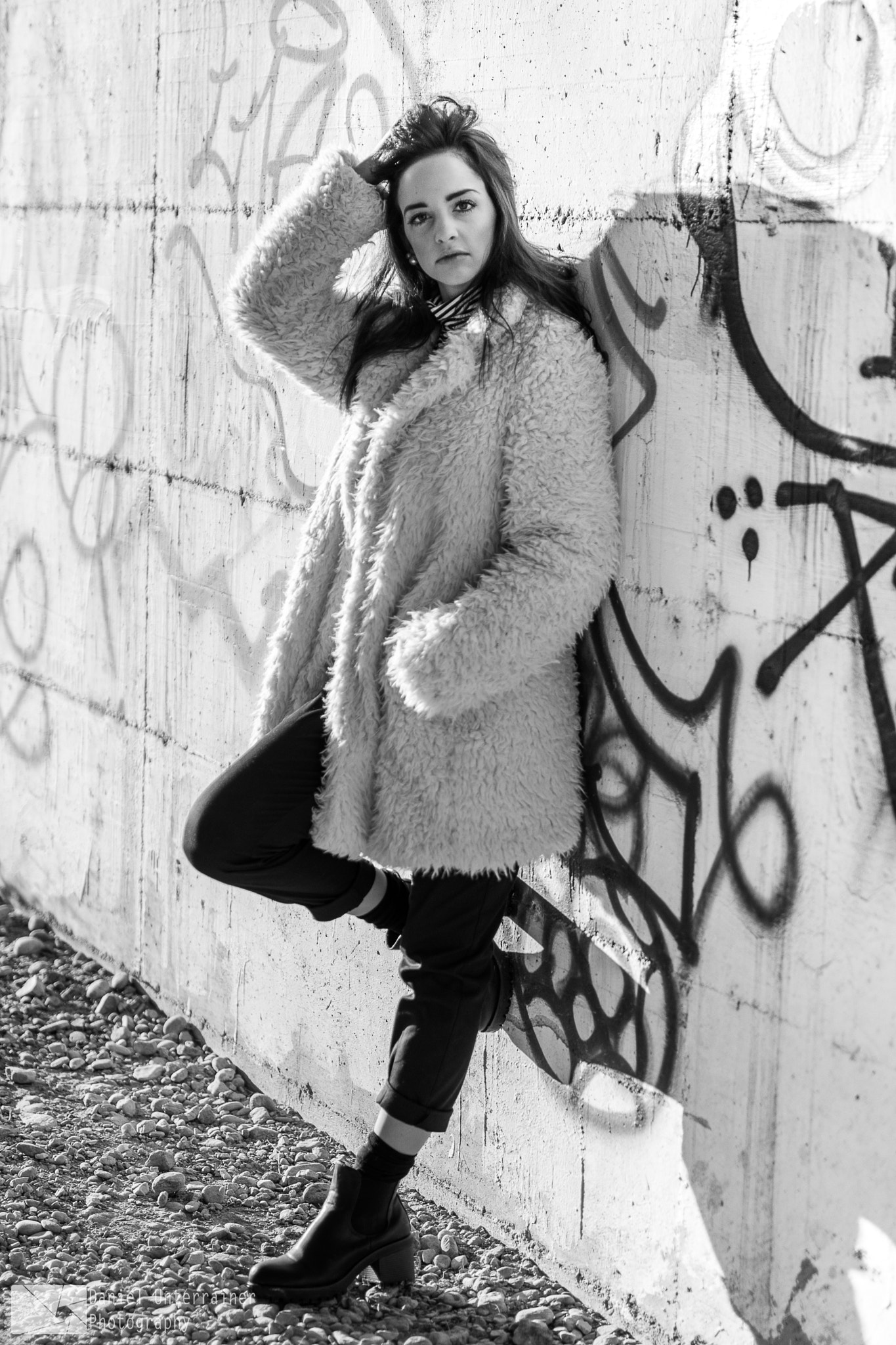 Sigma 50mm F1.4 DG HSM Art sample photo. Leaning on the wall photography