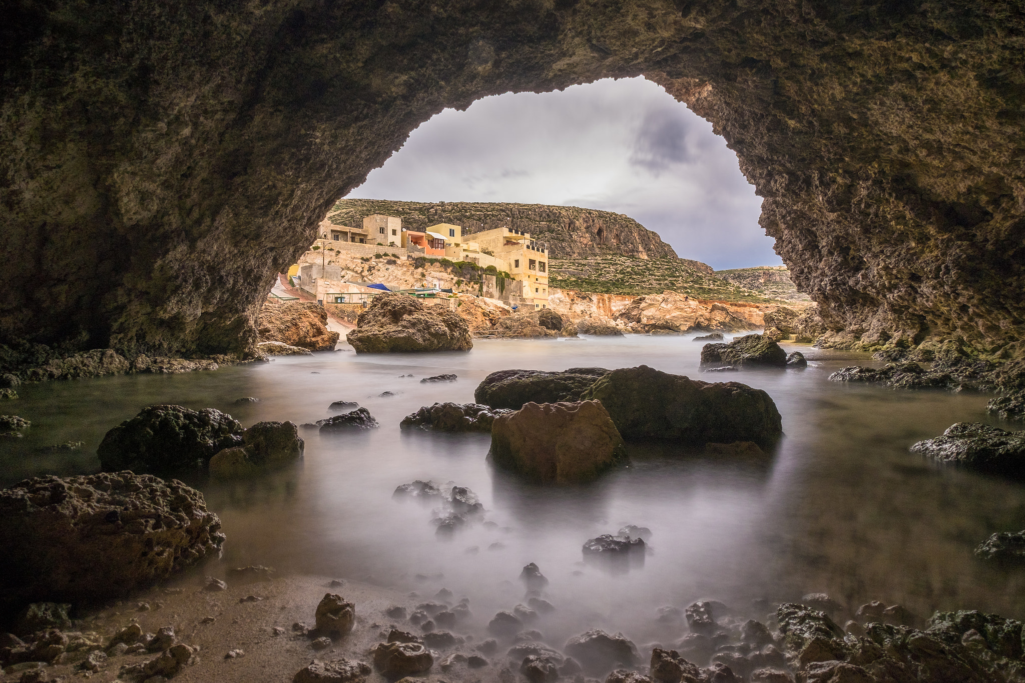 Fujifilm X-T10 + Fujifilm XF 10-24mm F4 R OIS sample photo. Cave at malta's beautiful coastline photography