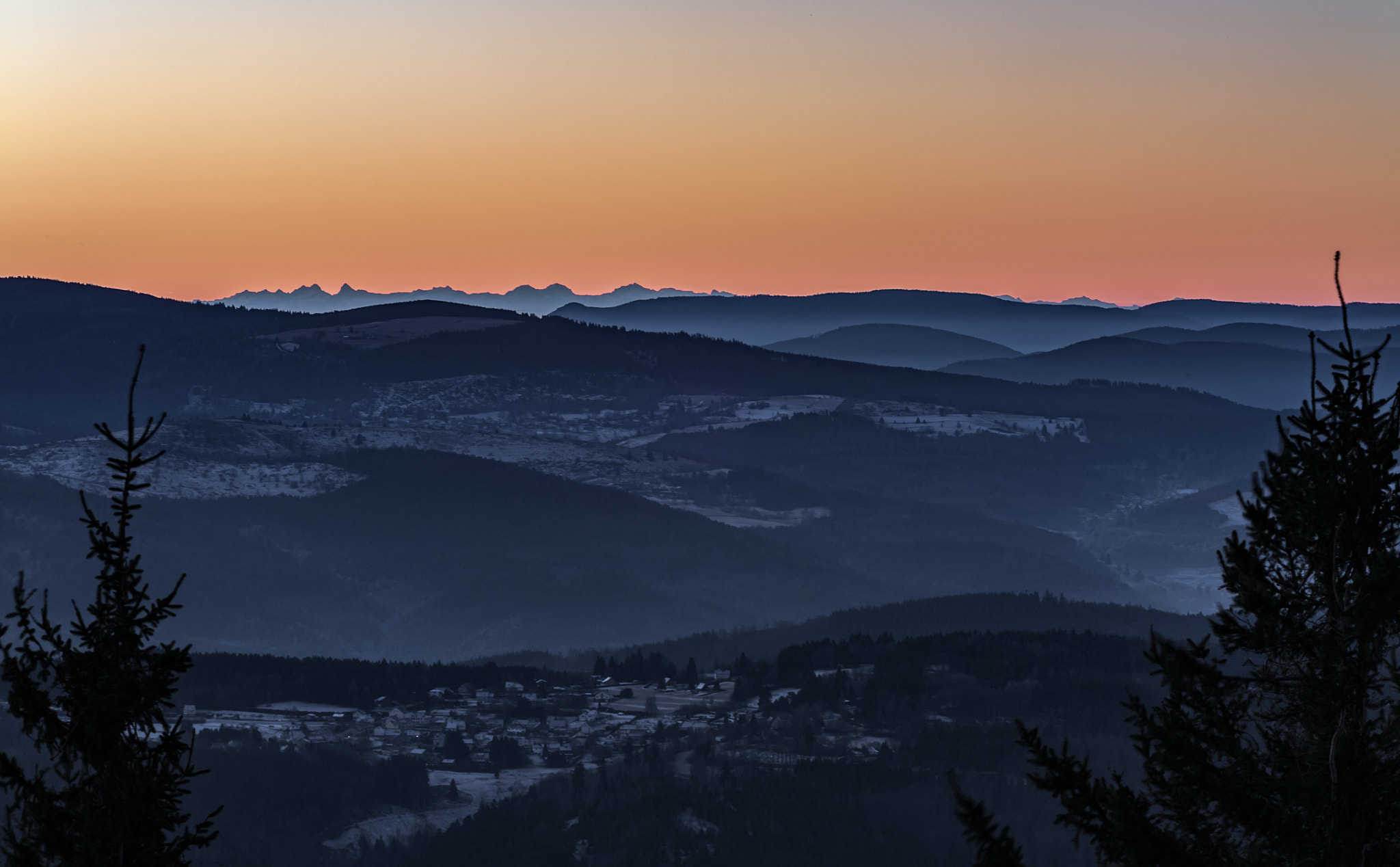 Canon EOS 5D + Canon EF 70-200mm F4L USM sample photo. Ambiance matinale photography