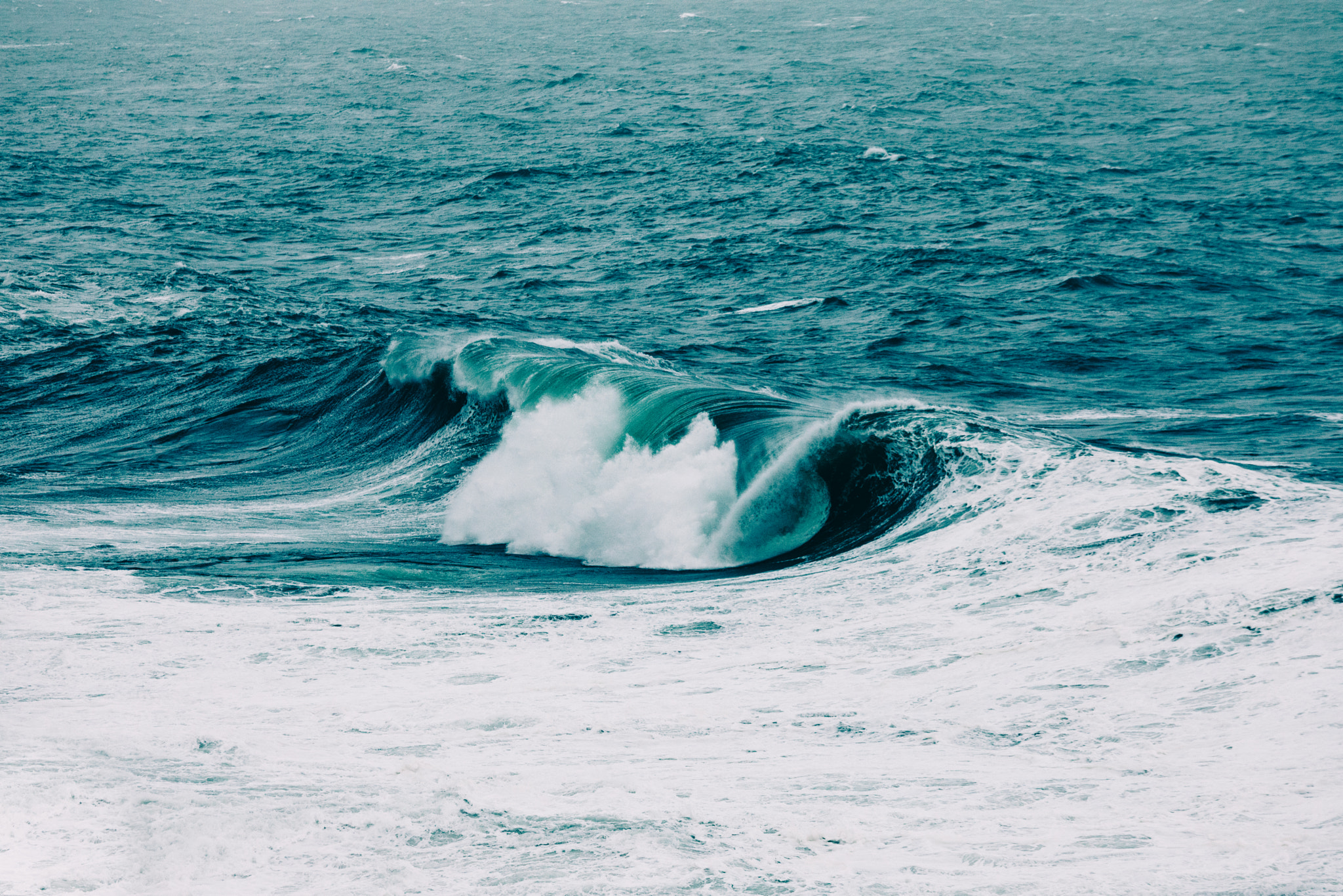 Sigma 70-200mm F2.8 EX DG OS HSM sample photo. Iceland surf scene photography