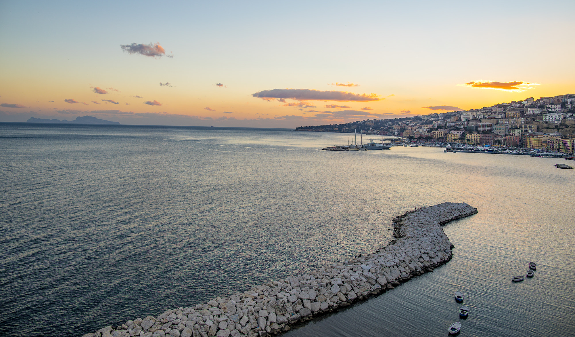 Canon EF 24mm F1.4L II USM sample photo. Napoli le ultime foto del 2016 photography