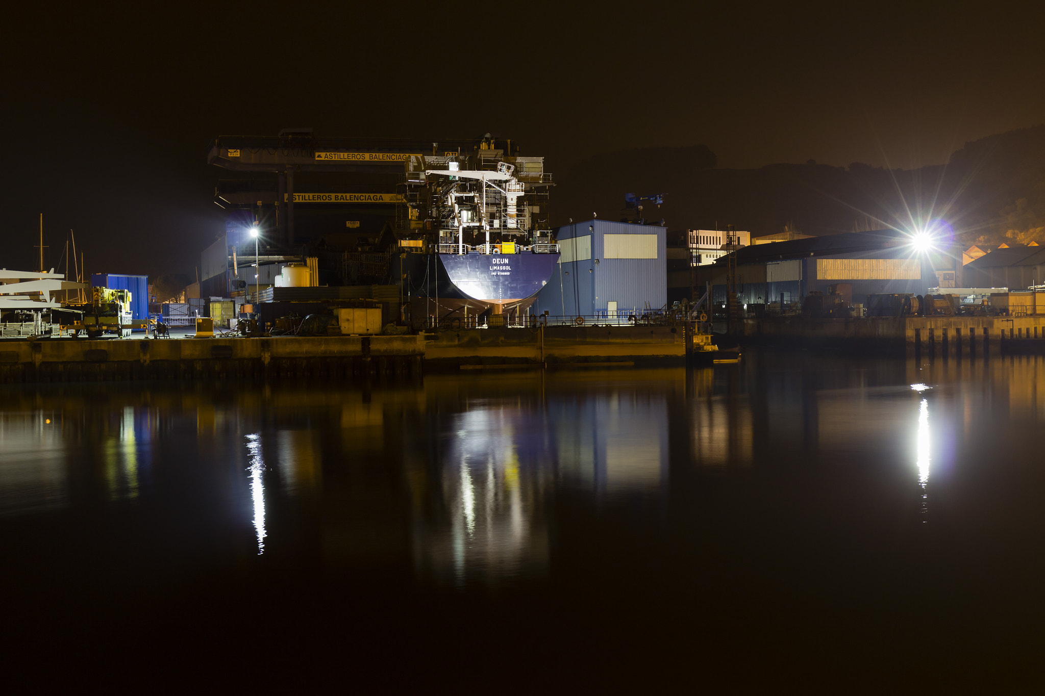 Canon EF 16-35mm F4L IS USM sample photo. Astillero zumaia photography