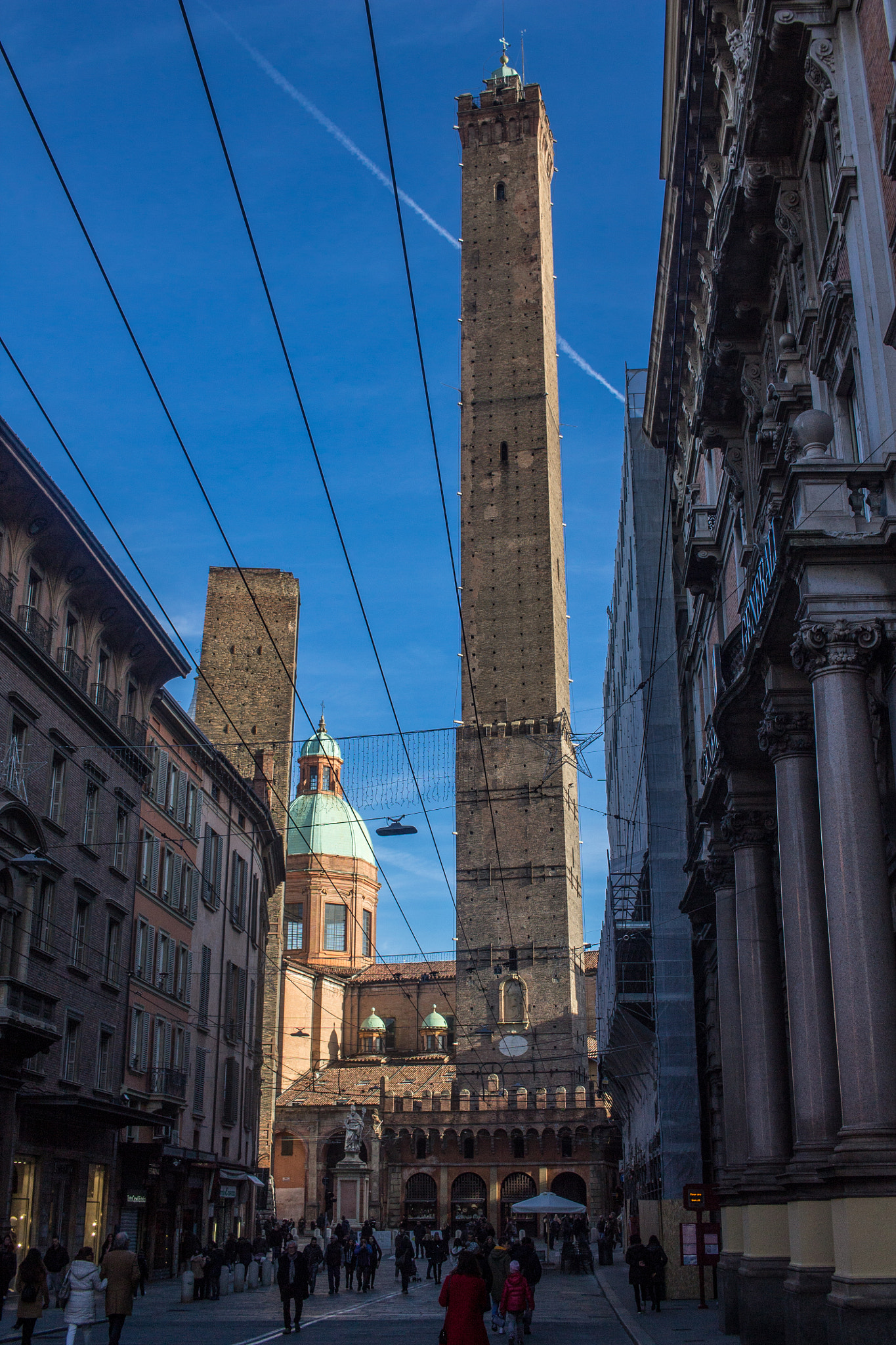 Canon EF-S 24mm F2.8 STM sample photo. Bologna...le torri photography