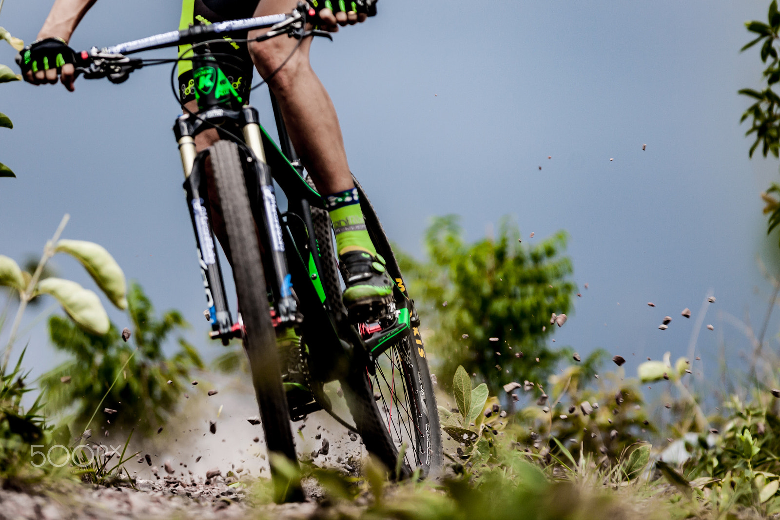 Canon EF 300mm F2.8L IS USM sample photo. Down hill photography