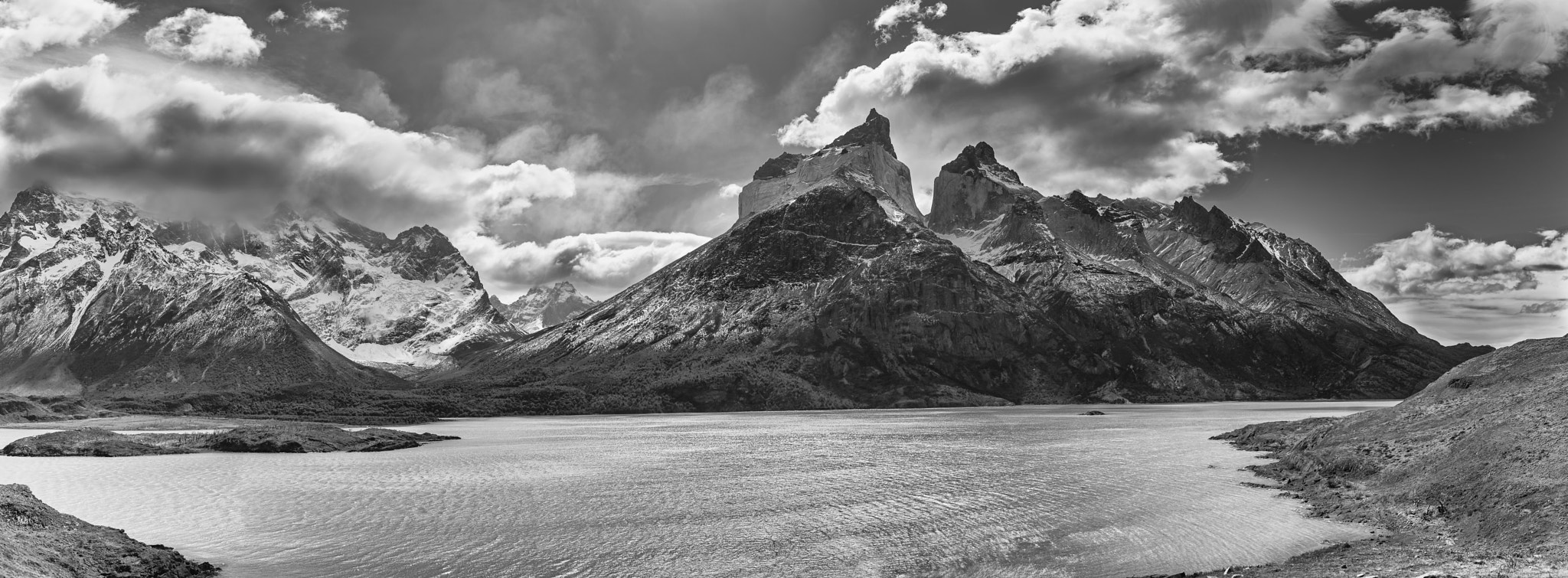 Nikon AF-S Nikkor 24-70mm F2.8G ED sample photo. Cloudy cuernos del paine photography