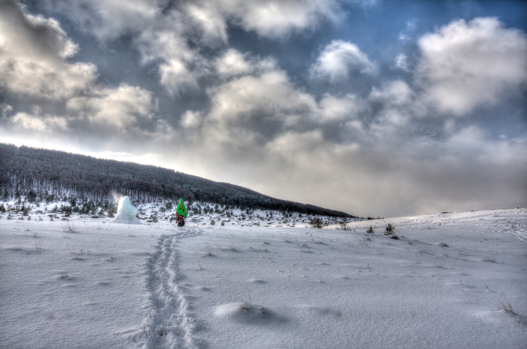 Canon EOS 40D + Sigma 10-20mm F4-5.6 EX DC HSM sample photo. Icy bulgaria photography