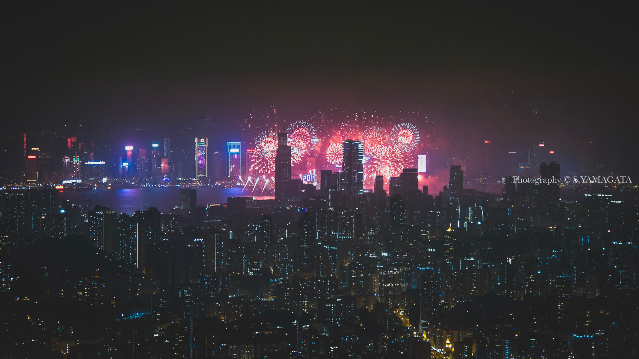 Sony Planar T* FE 50mm F1.4 ZA sample photo. New year fireworks 2017 photography