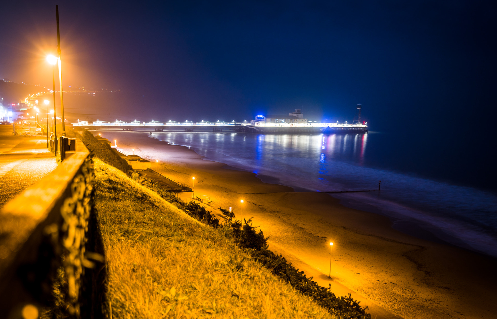 Sony a7S + Sony Vario-Tessar T* FE 16-35mm F4 ZA OSS sample photo. Bournemouth photography