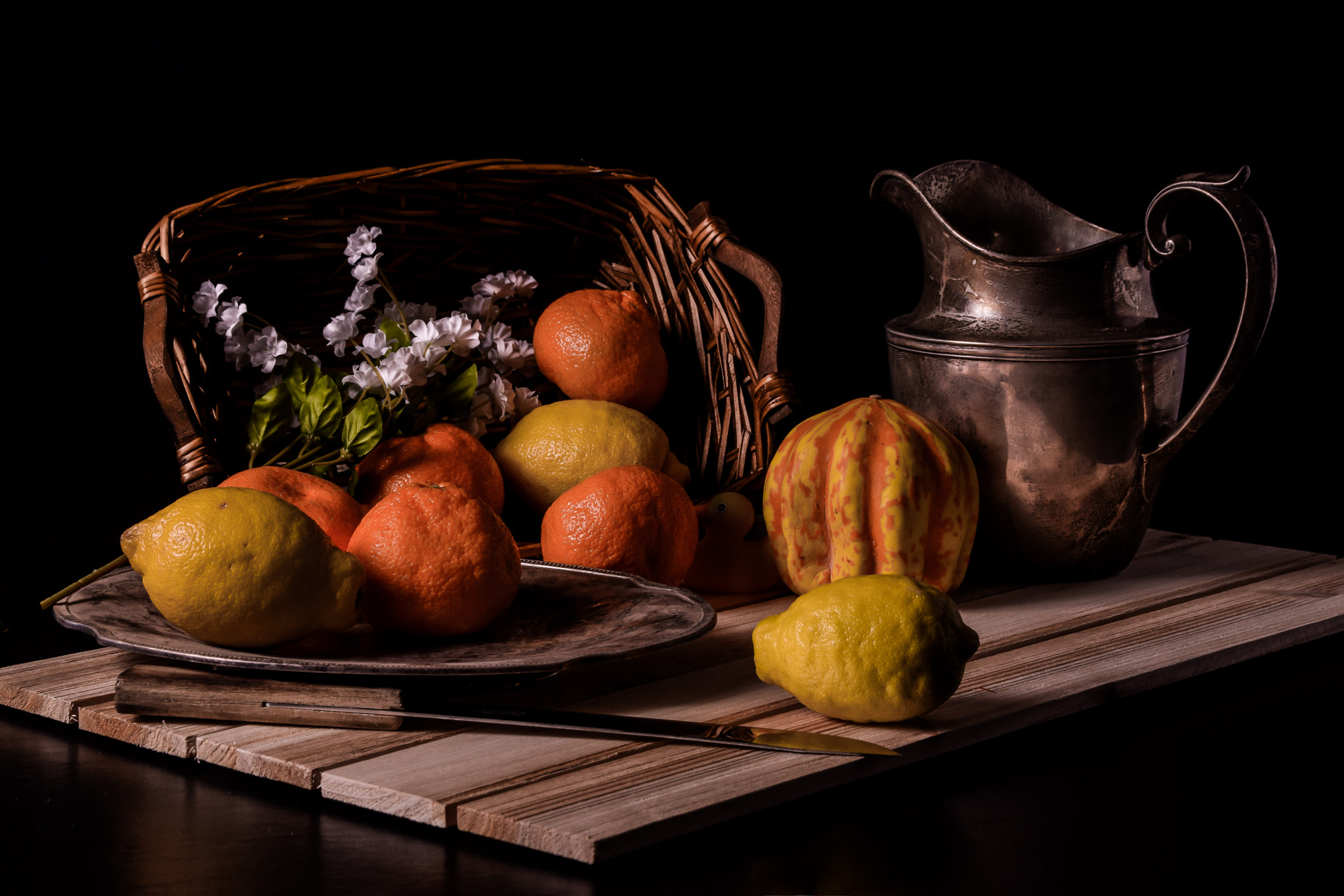 Sigma 28-300mm F3.5-6.3 DG Macro sample photo. Still life in yellow and orange photography