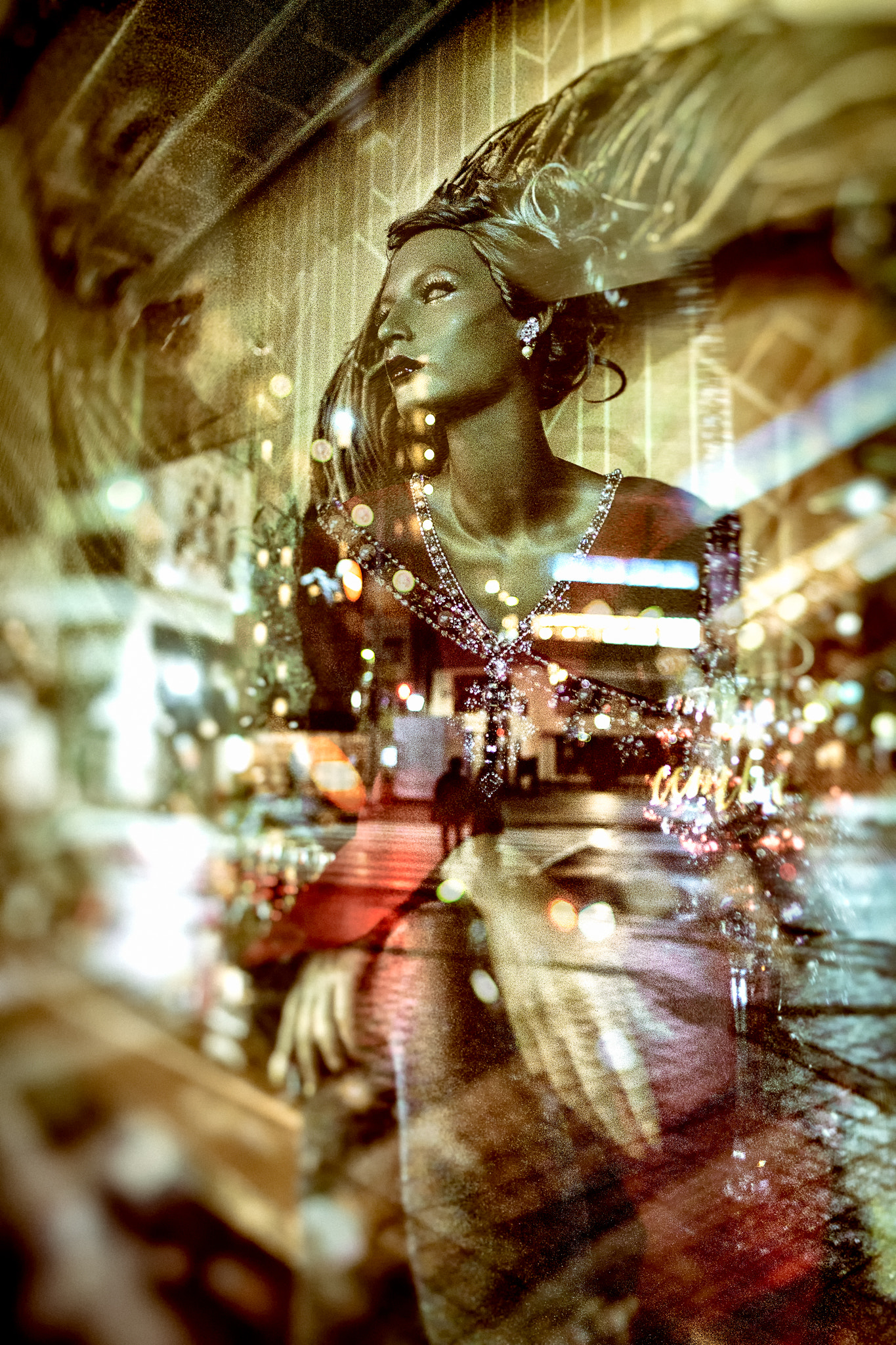 Fujifilm X-Pro1 + Fujifilm XF 16mm F1.4 R WR sample photo. Intersection at the midnight photography