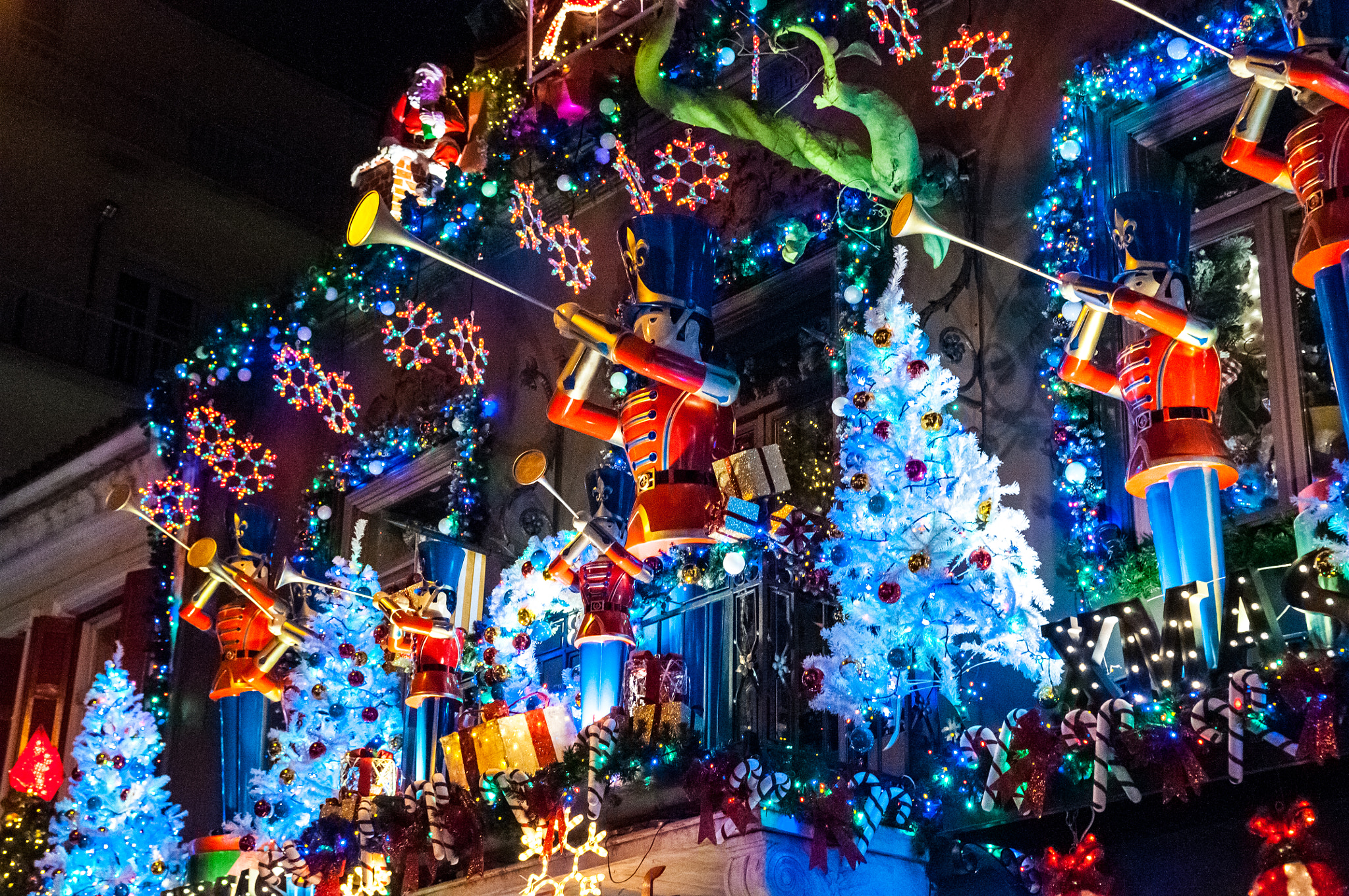 Nikon D300 sample photo. Christmas spirit photography