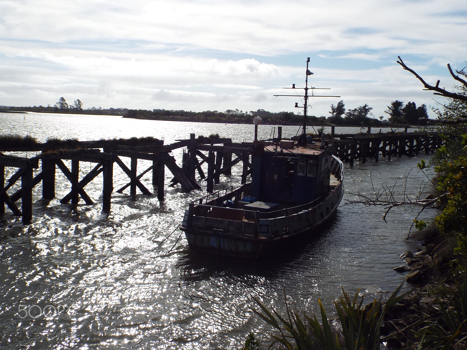 Fujifilm FinePix S8400W sample photo. Boat in evening, buller river, westport photography