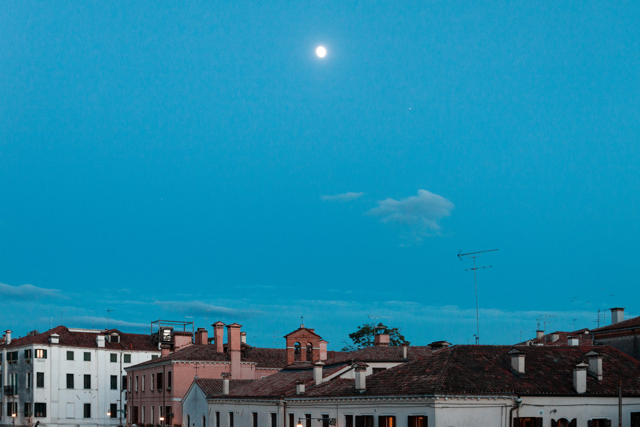 Canon EOS 50D sample photo. Venetian evening photography