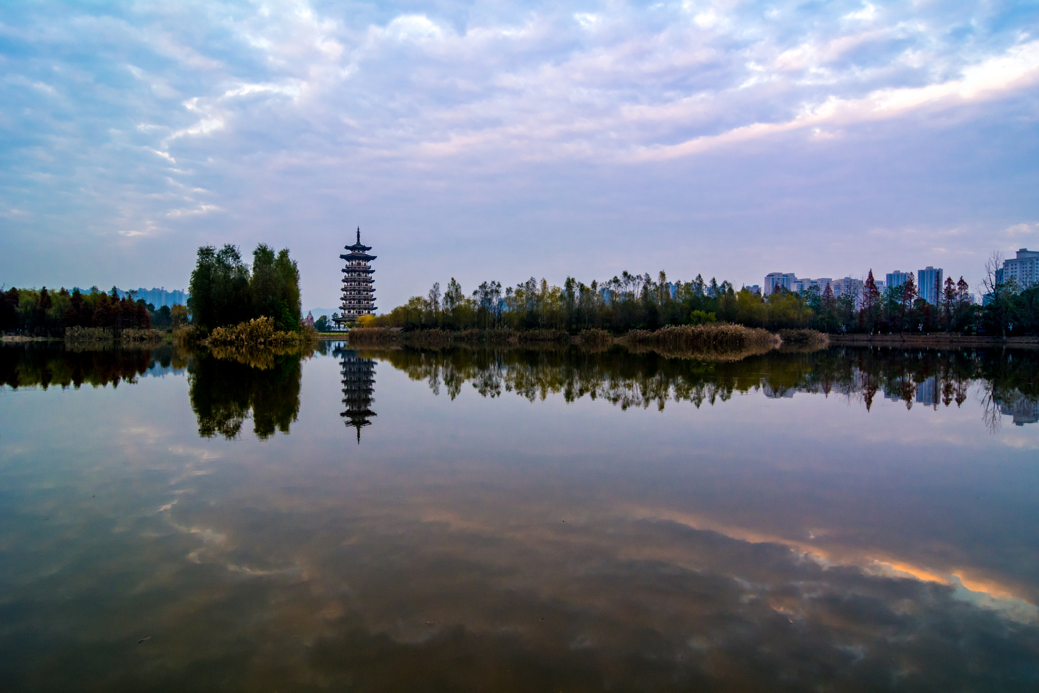 Tokina AT-X Pro 12-24mm F4 (IF) DX sample photo