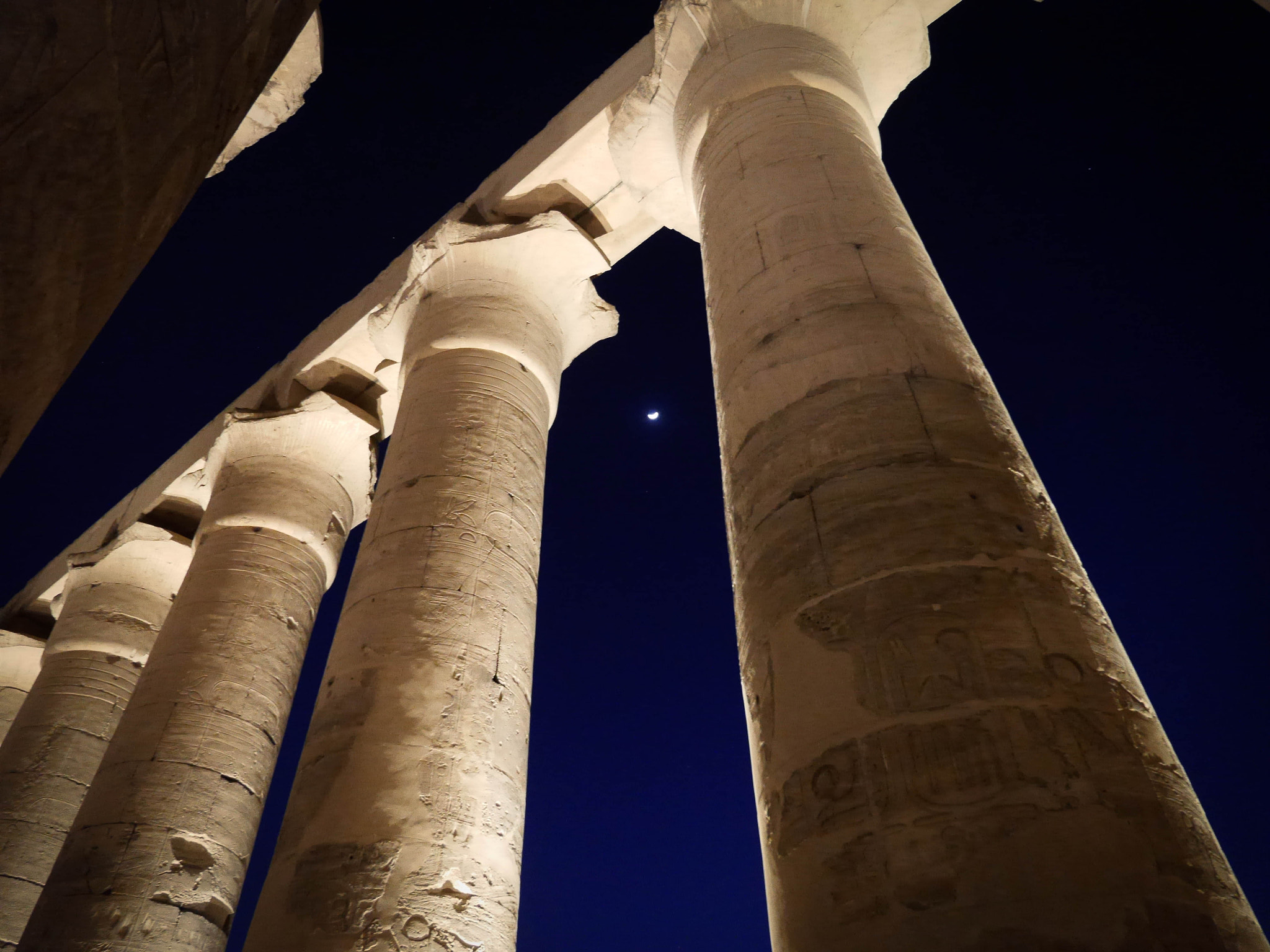 Panasonic Lumix DMC-GH3 sample photo. Luxor temple photography
