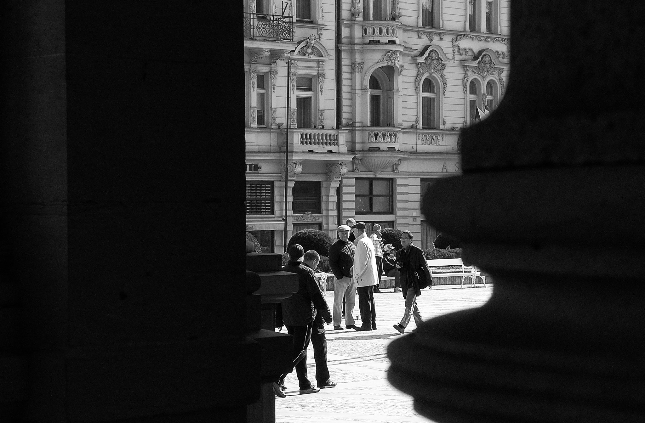 Leica DIGILUX 2 sample photo. Moments of karlovy vary photography