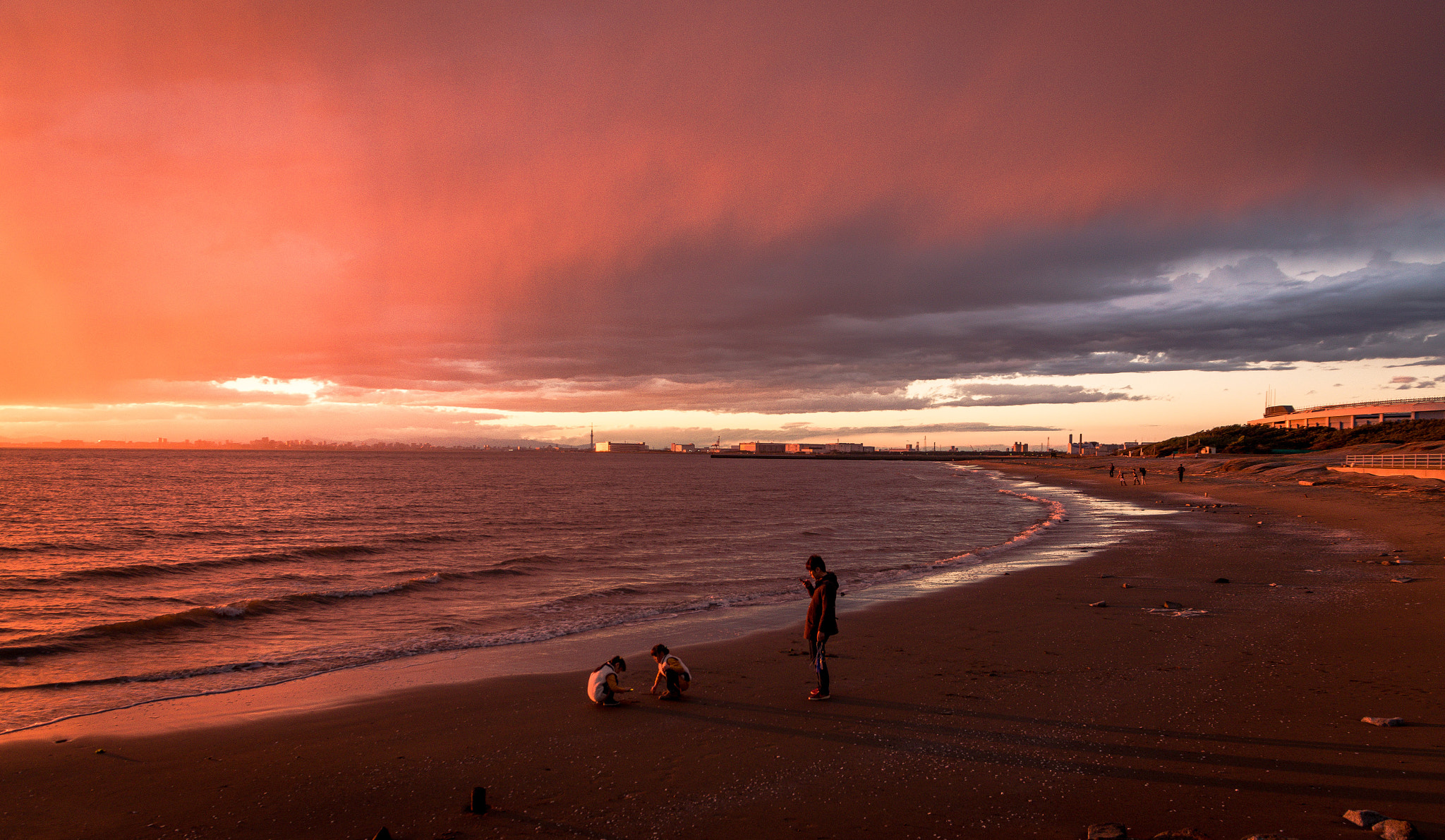 Sigma 17-70mm F2.8-4 DC Macro OS HSM | C sample photo. Sunset photography