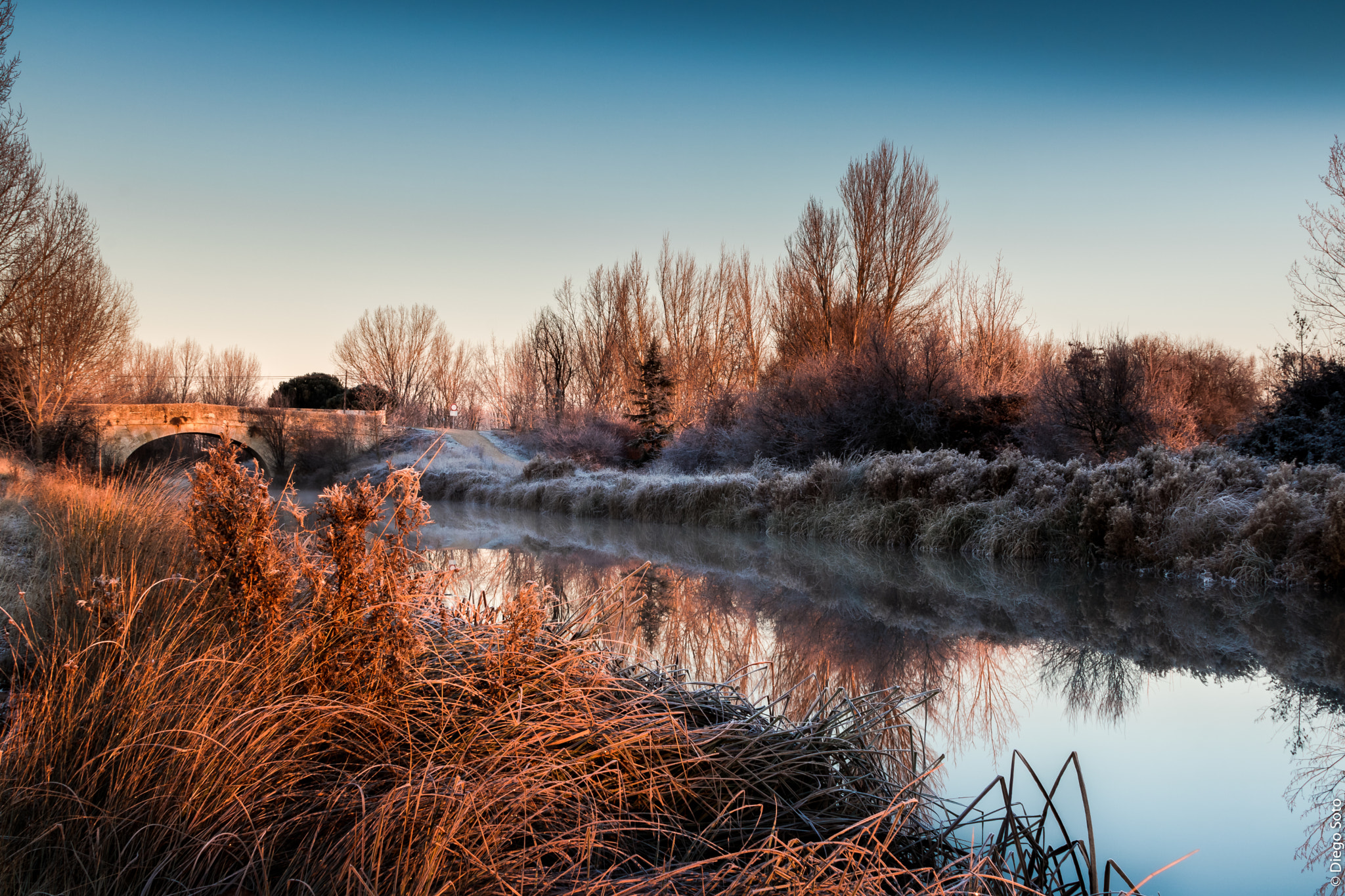Canon EF 28-135mm F3.5-5.6 IS USM sample photo. Amanecer en el canal de castilla photography