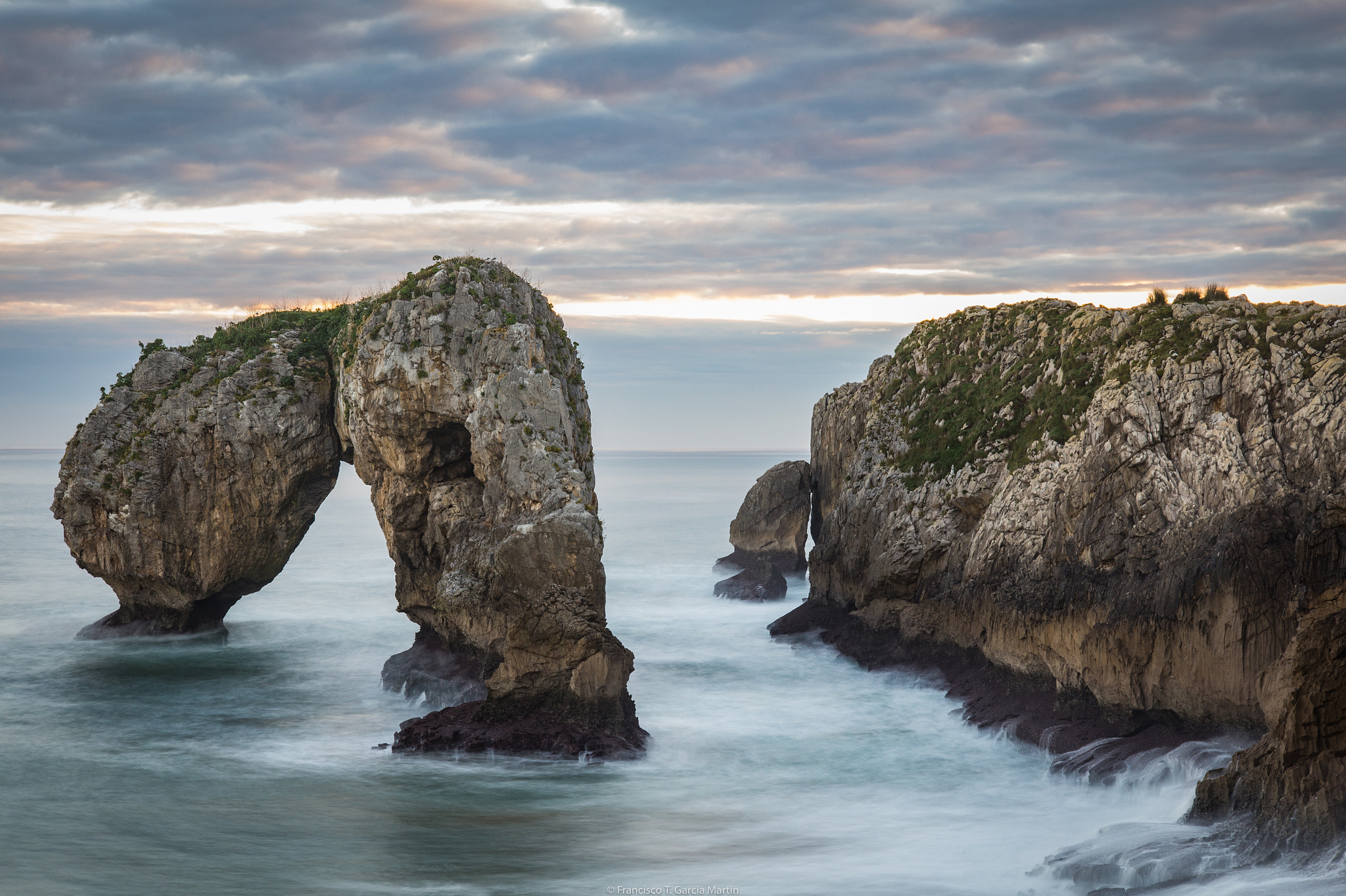 Canon EOS 6D + Sigma 24-105mm f/4 DG OS HSM | A sample photo. El castro de las gaviotas - playa de huelga photography