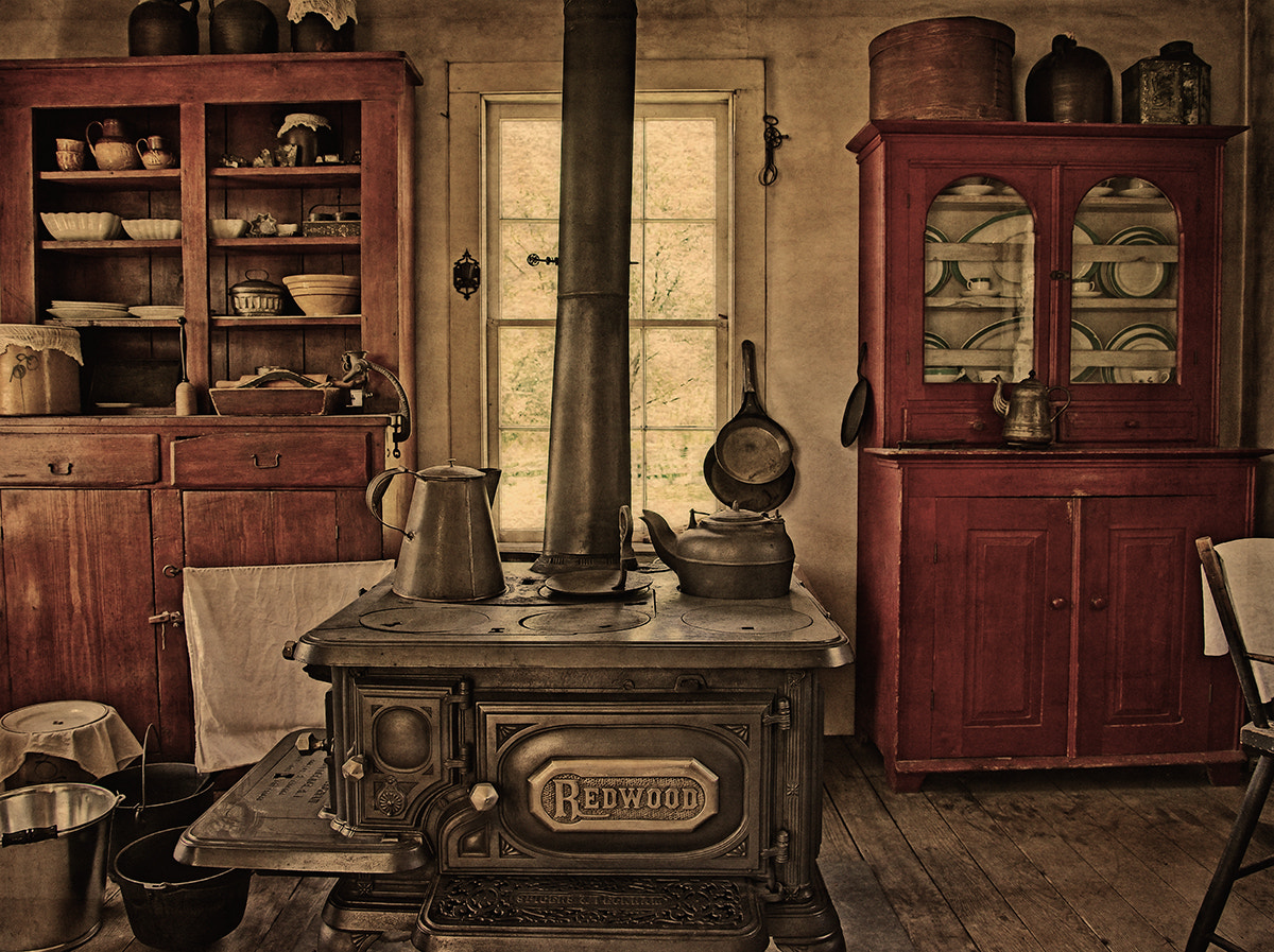 Nikon D600 sample photo. Redwood kitchen stove photography