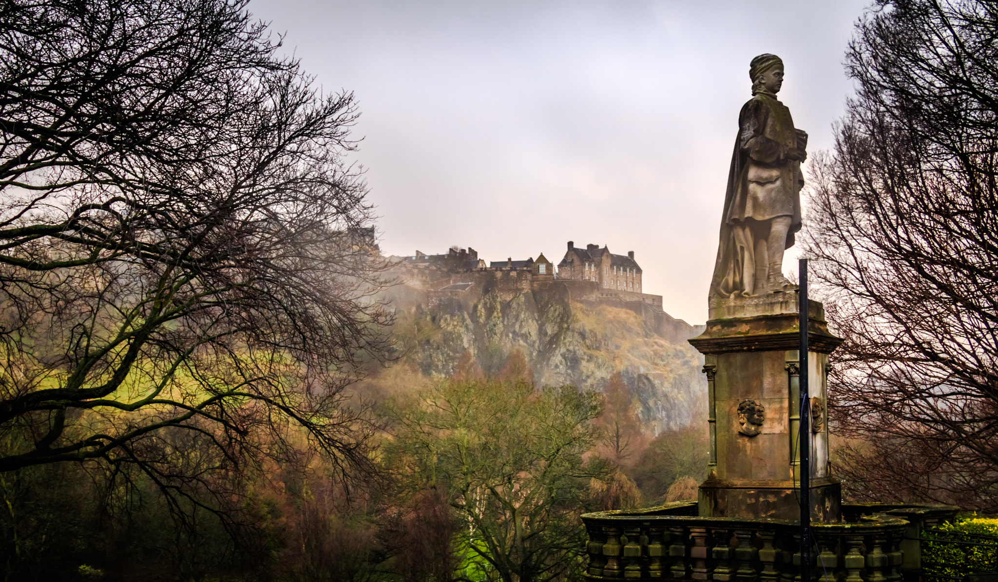 Canon EF 24-85mm F3.5-4.5 USM sample photo. Edinburgh (scotland) photography