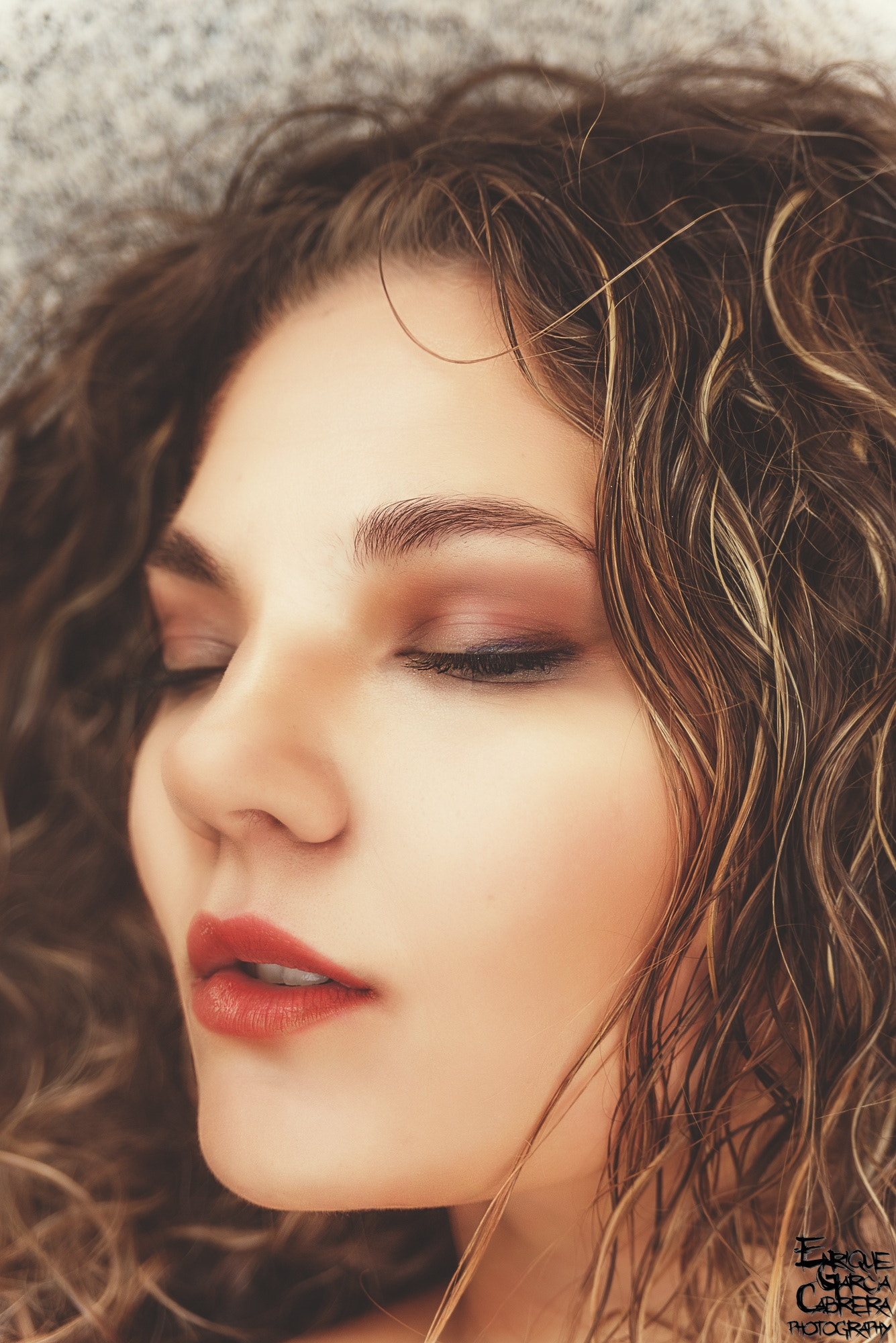 AF Zoom-Nikkor 28-105mm f/3.5-4.5D IF sample photo. Victoria bebeshko photography