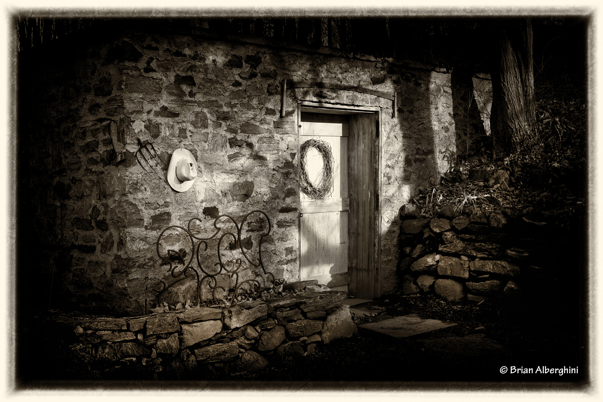 Nikon D7100 + Sigma 24-105mm F4 DG OS HSM Art sample photo. Out tothe root cellar photography