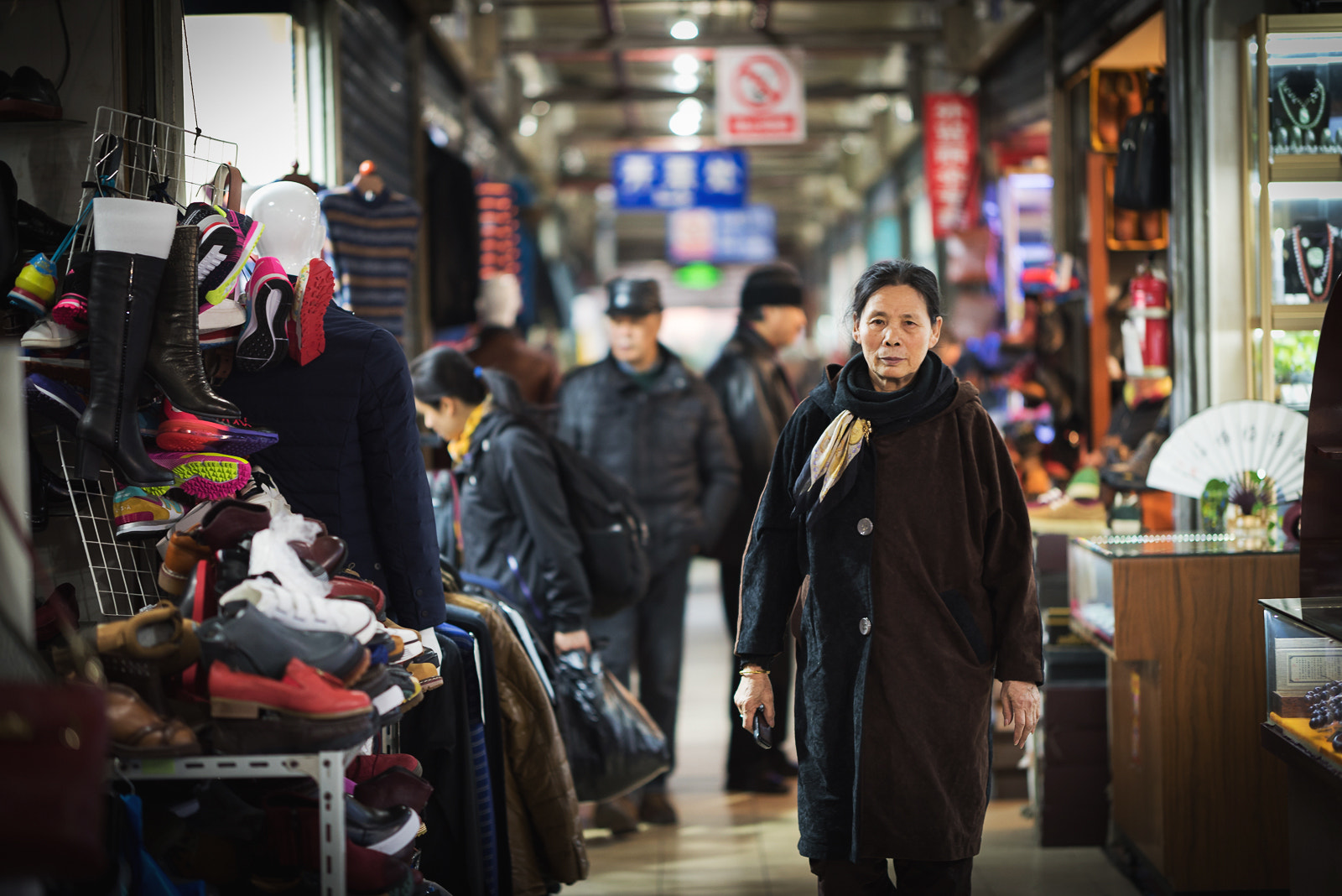 Zeiss Milvus 85mm f/1.4 sample photo. Shanghai photography