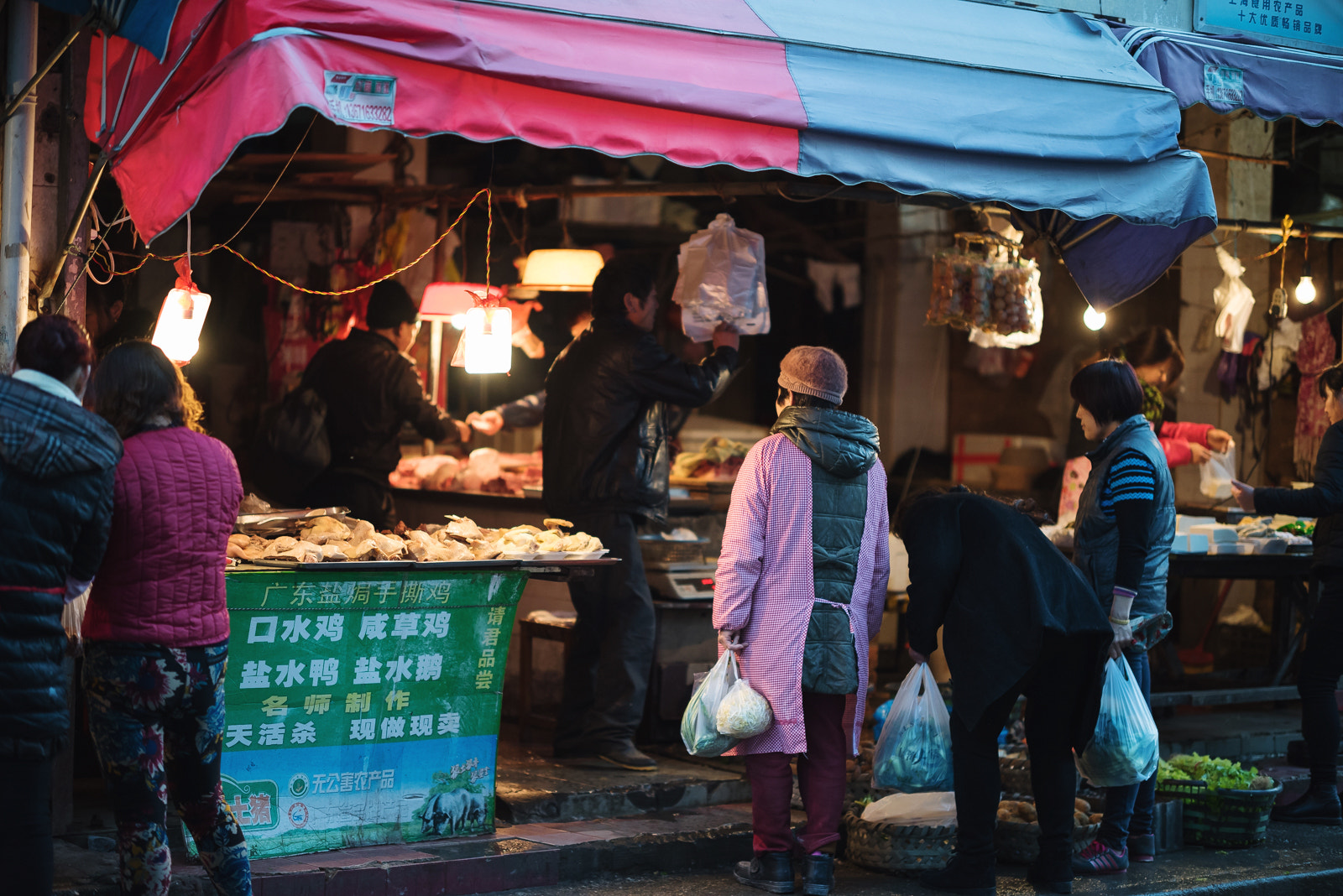 Zeiss Milvus 85mm f/1.4 sample photo. Shanghai photography