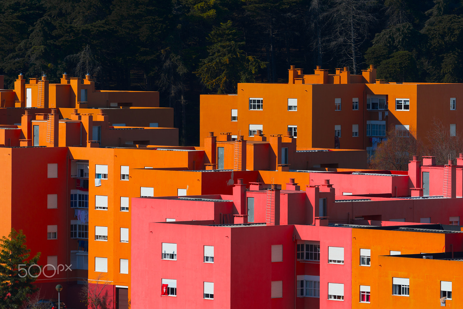 Nikon AF-S Nikkor 70-200mm F4G ED VR sample photo. Saturated houses in lisbon photography