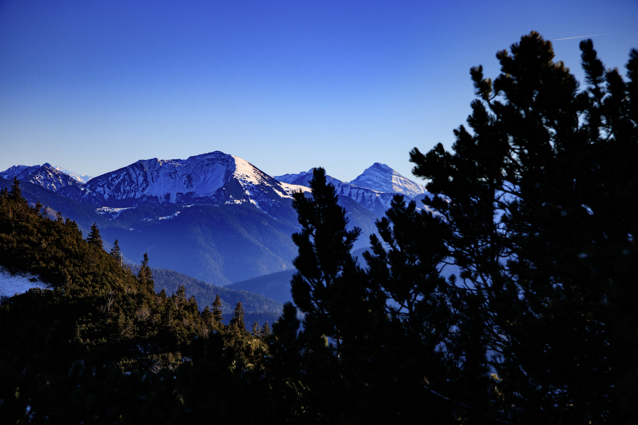 Canon EF-S 17-85mm F4-5.6 IS USM sample photo. The mountains photography