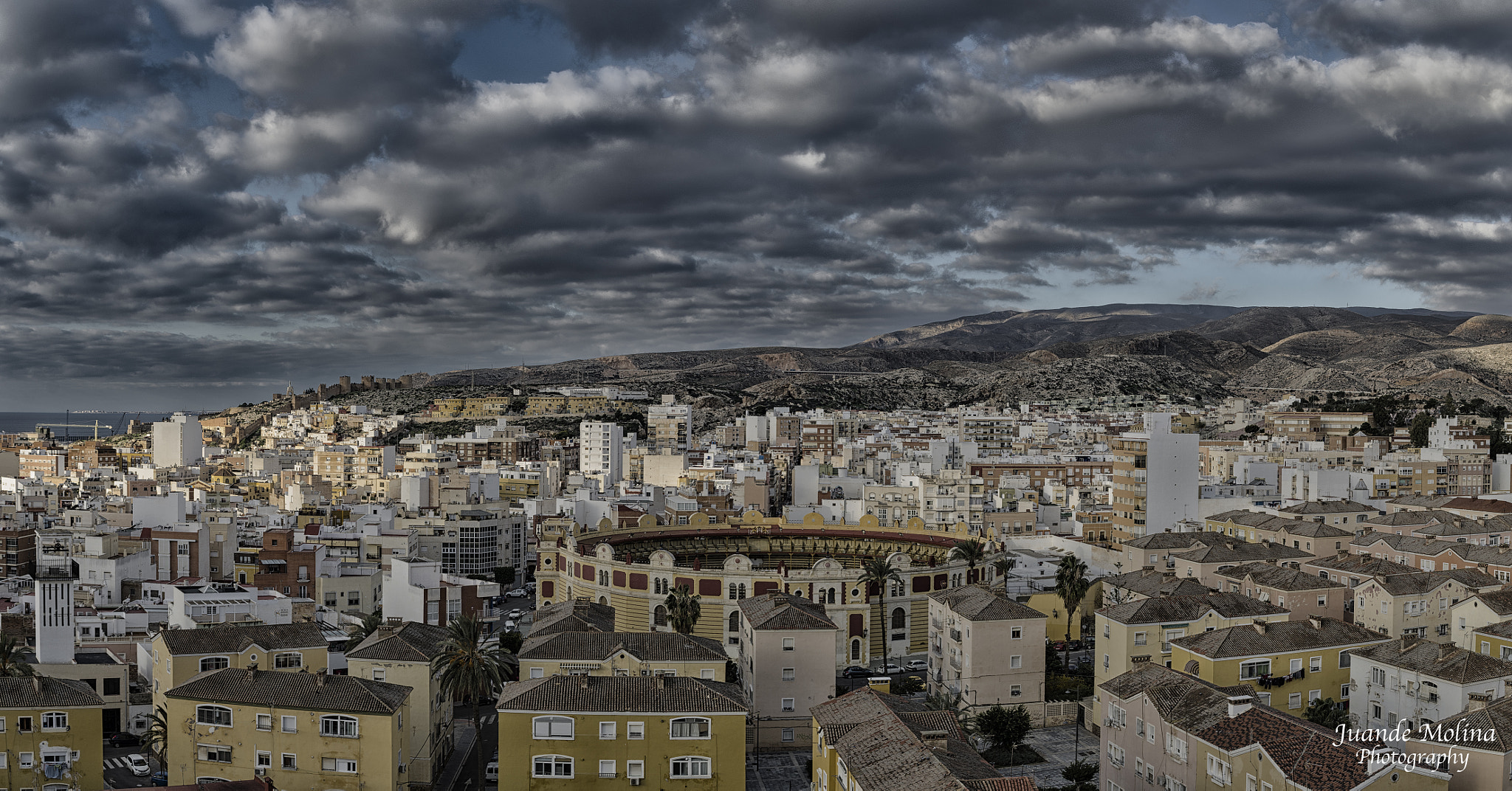 Sigma 28-300mm F3.5-6.3 DG Macro sample photo. Nubes y luces. clouds and lights photography