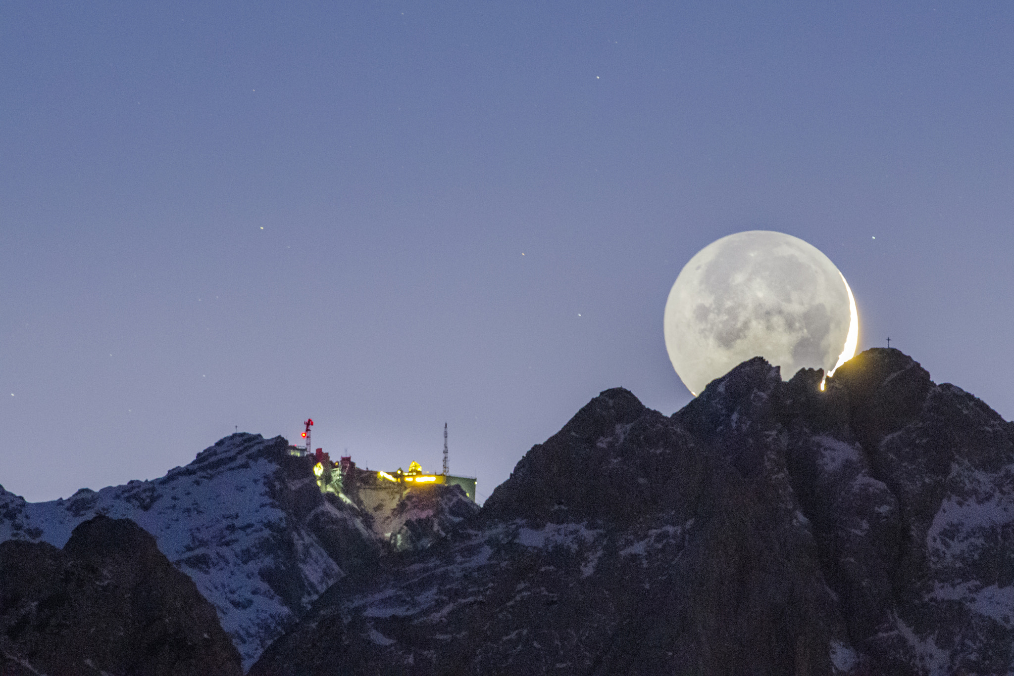 Pentax K-1 sample photo. Moon collision photography