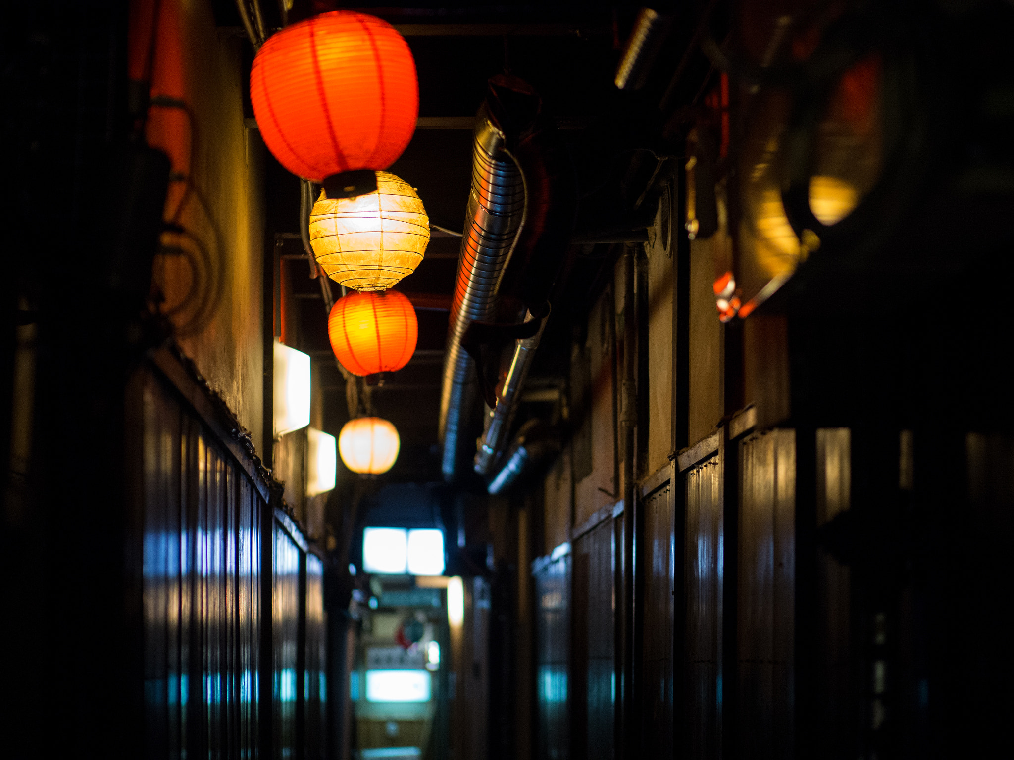 Panasonic Leica DG Nocticron 42.5mm F1.2 ASPH OIS sample photo. Olympus digital camera photography
