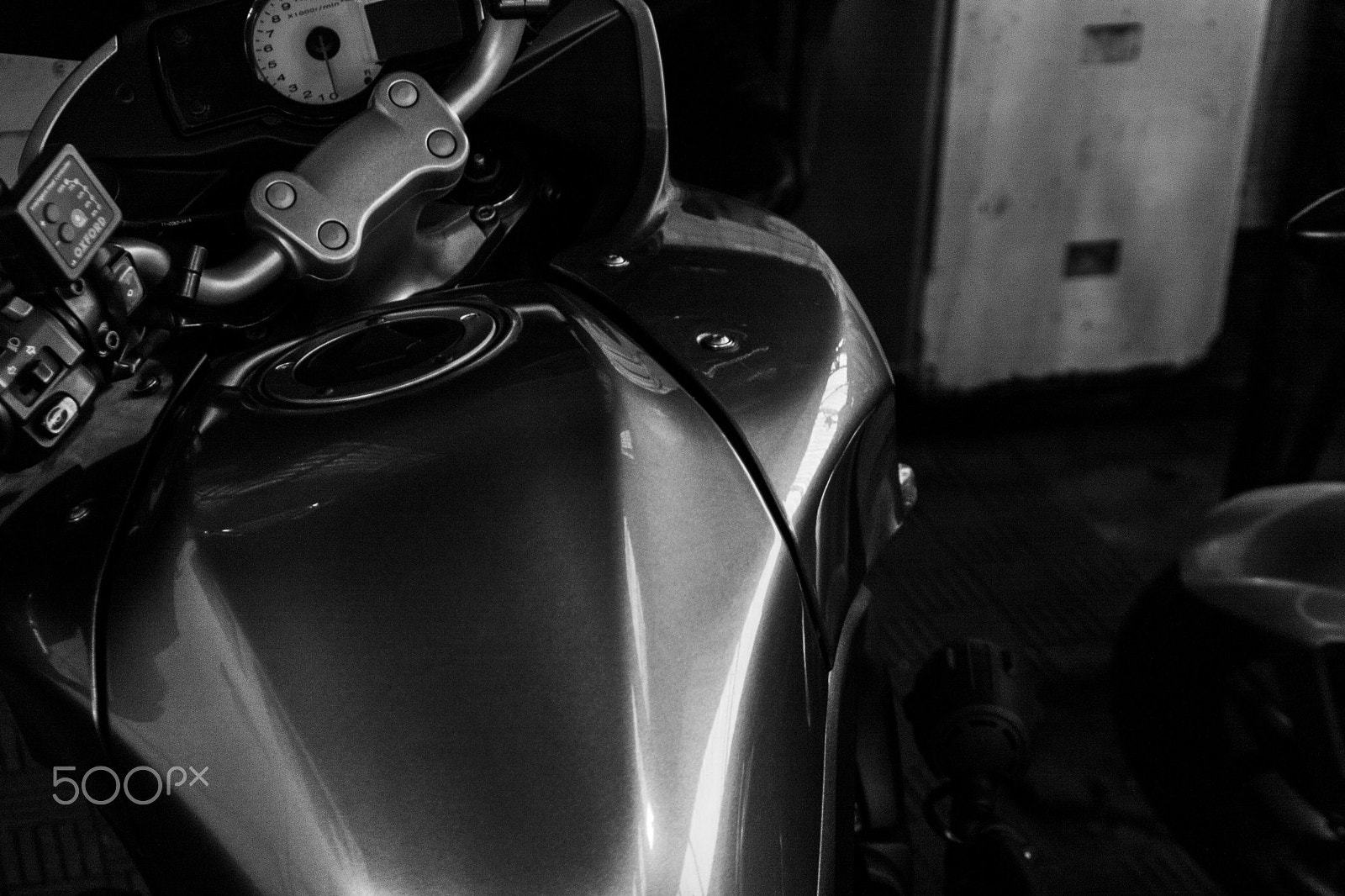 Canon EOS 40D sample photo. Motorcycle garage photography