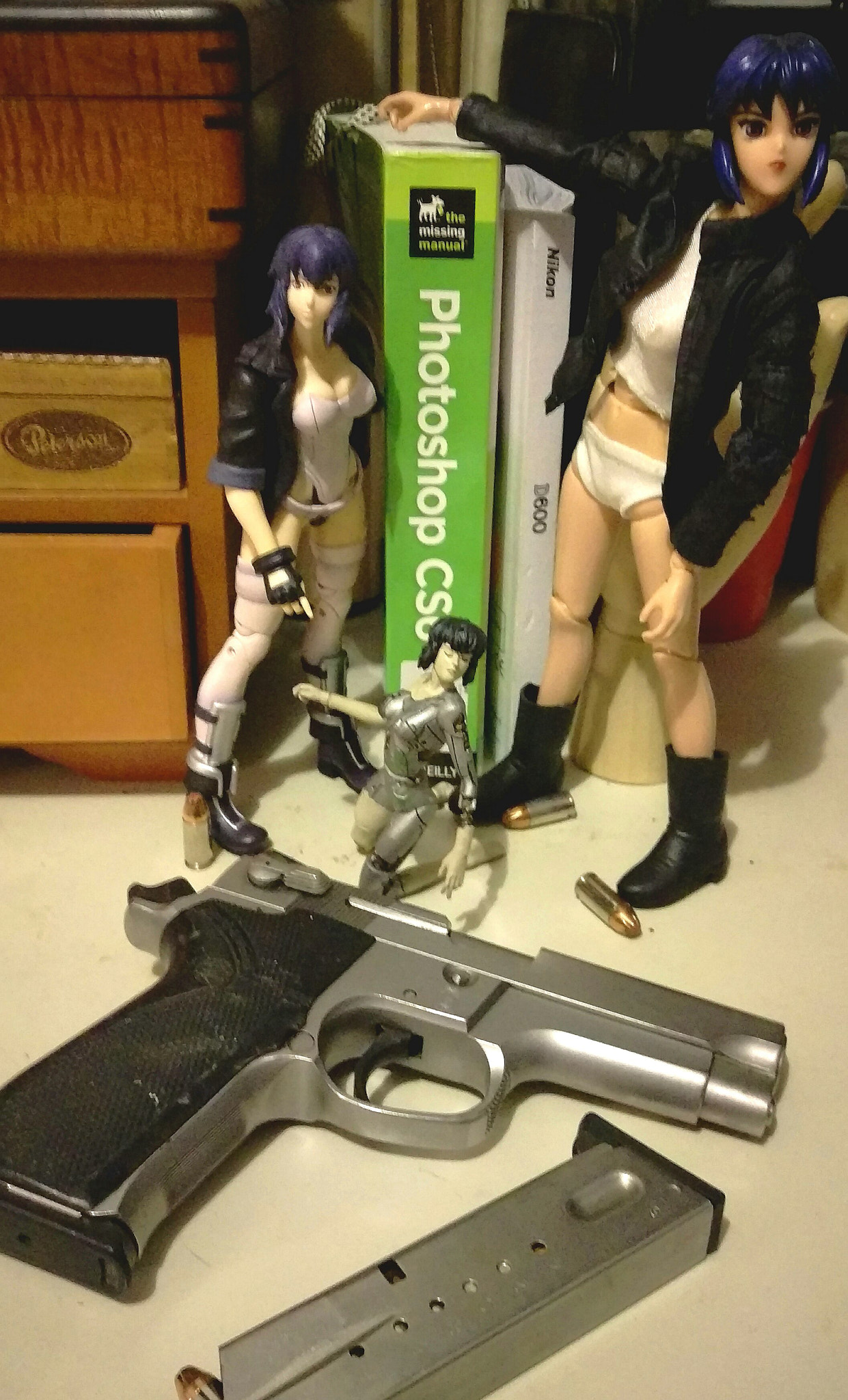 HTC M9 sample photo. Dangerous girls photography