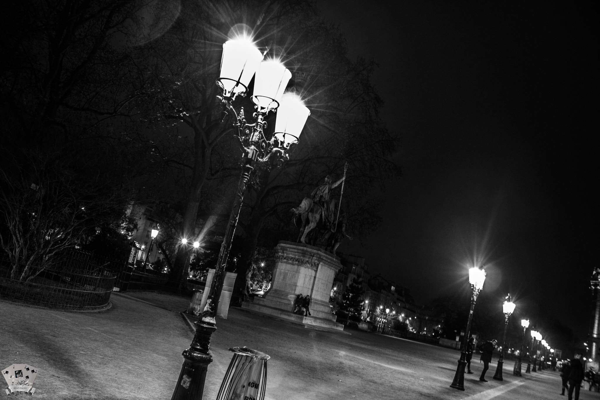 Canon EOS 750D (EOS Rebel T6i / EOS Kiss X8i) sample photo. Cathédrale notre dame de paris photography