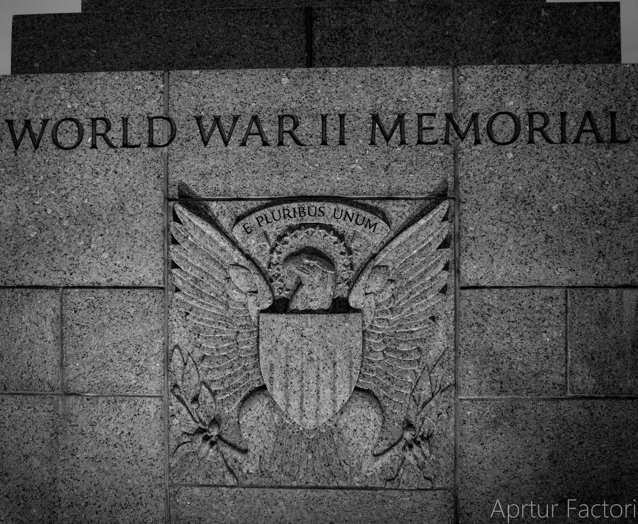 Olympus OM-D E-M10 II sample photo. National world war ii memorial washington dc photography