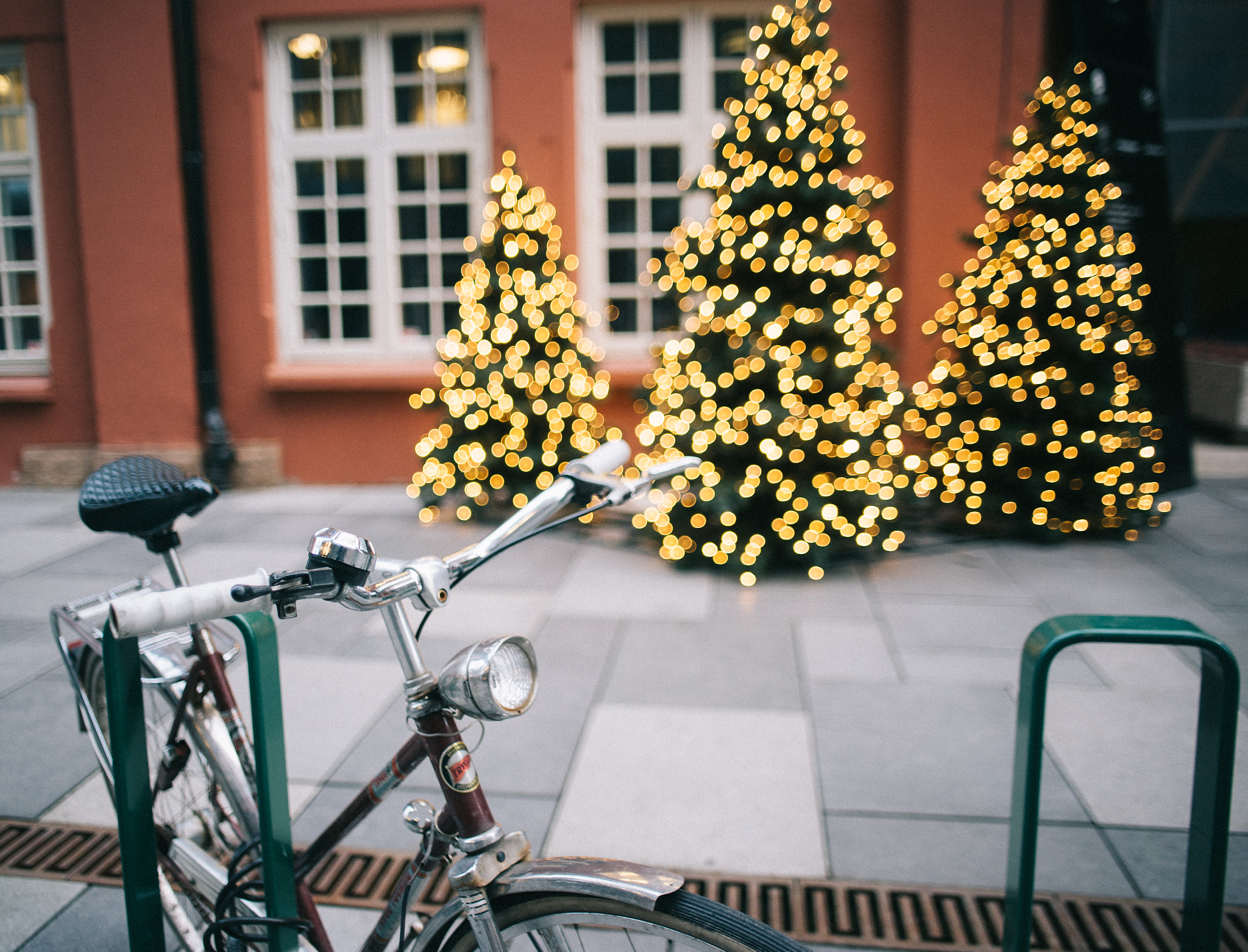 Sony a7 sample photo. Bicycle photography