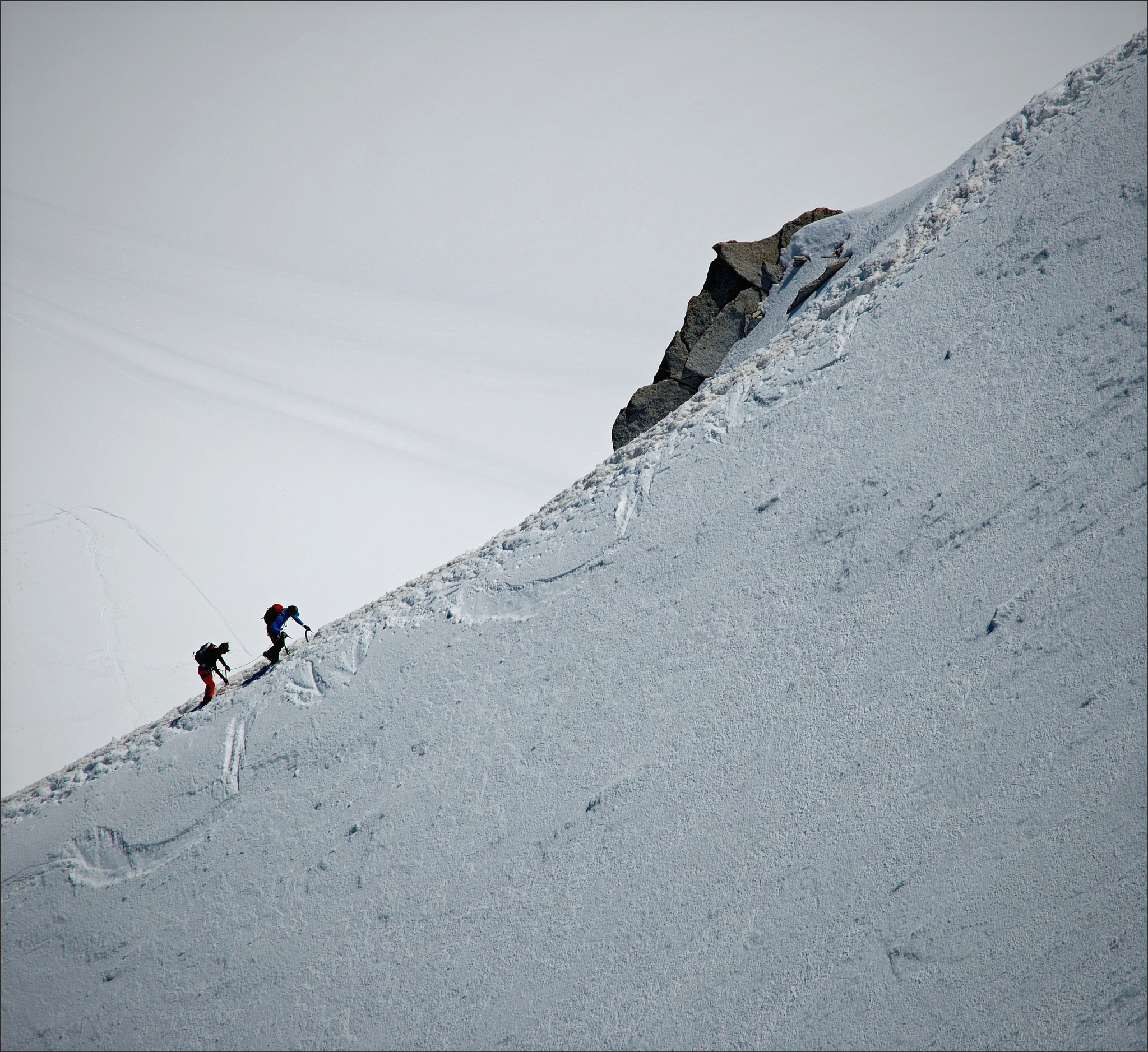 16.00 - 85.00 mm f/3.5 - 5.6 sample photo. To the top of the mountain photography