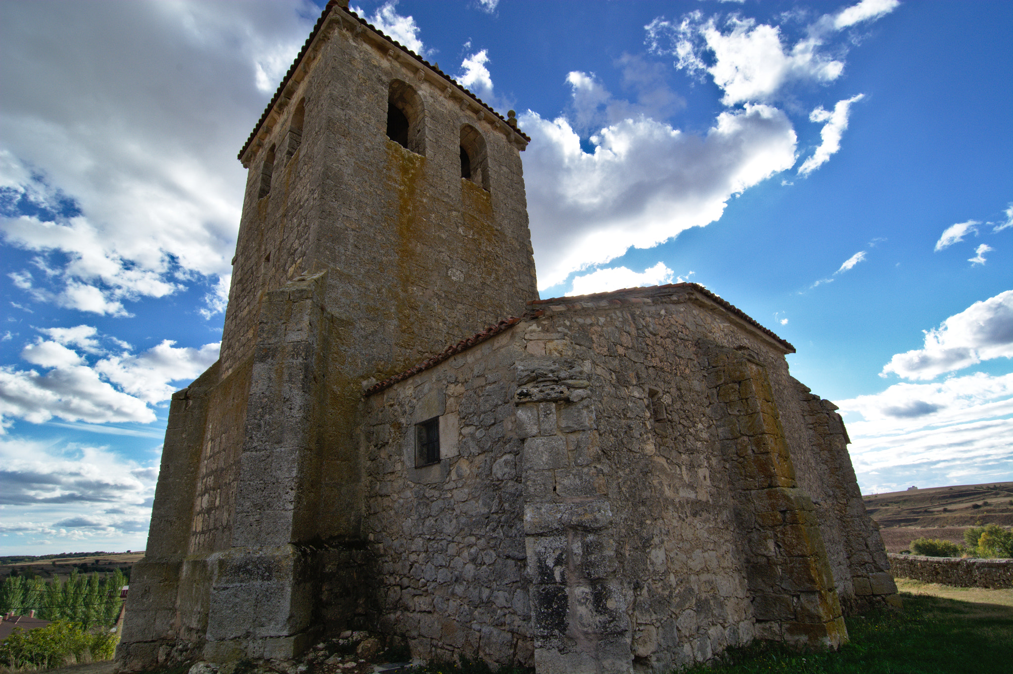 Tokina AT-X Pro 11-16mm F2.8 DX sample photo. Iglesia de san martín obispo en cardeñadijo photography