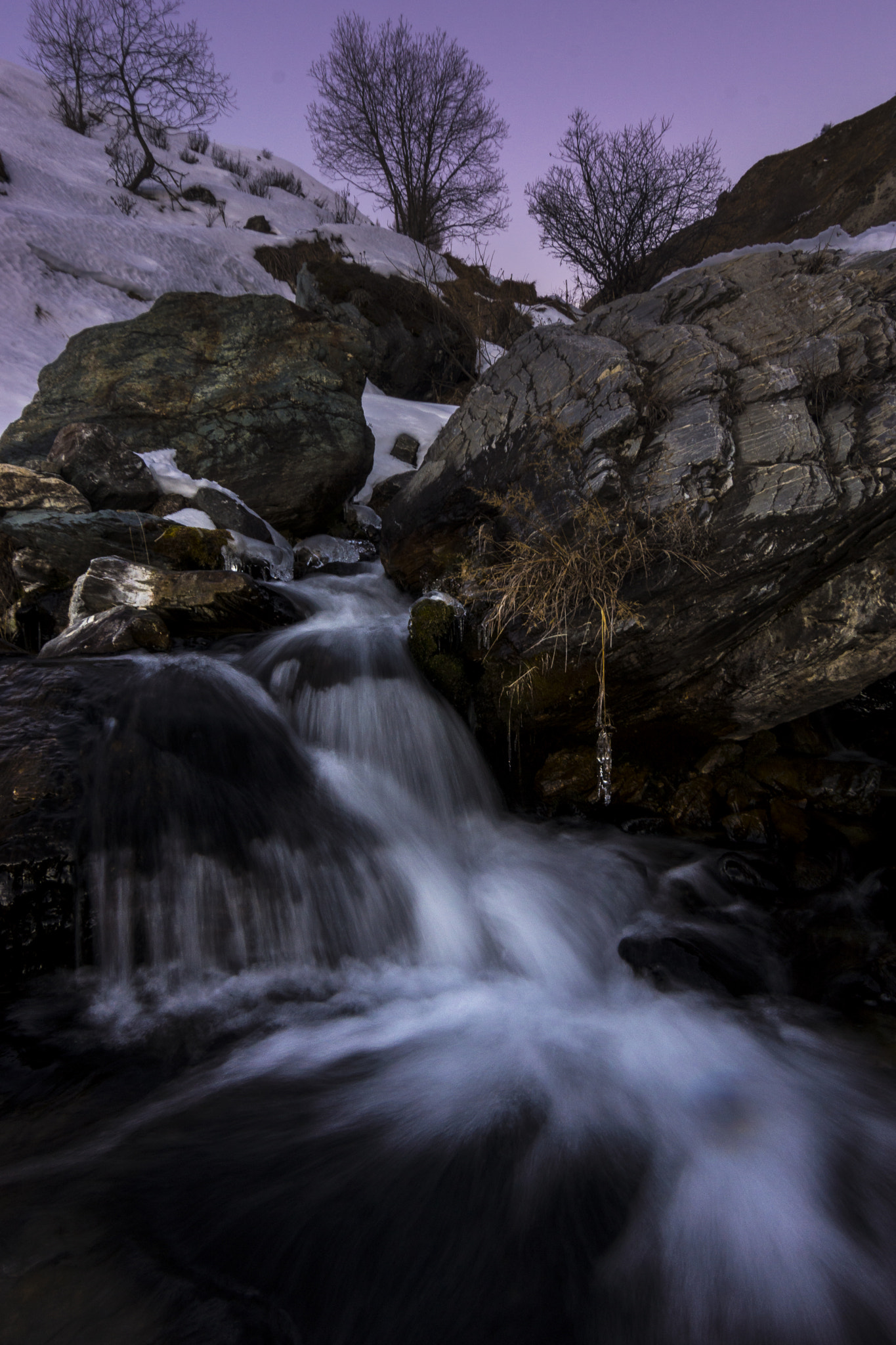 Sony SLT-A77 + 20mm F2.8 sample photo. New year's day peace photography