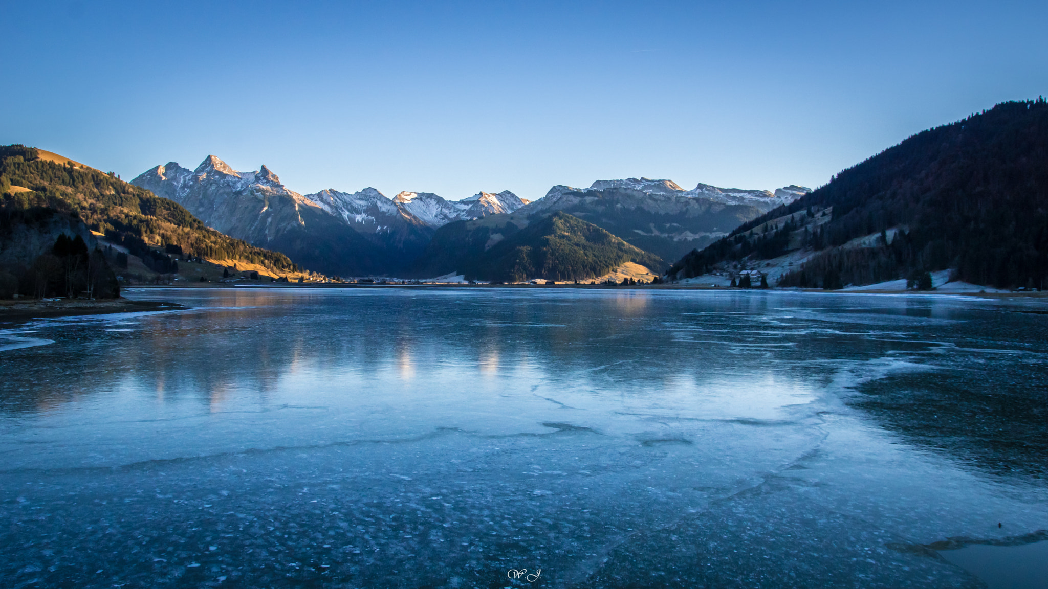Sony ILCA-77M2 sample photo. Sihlsee photography