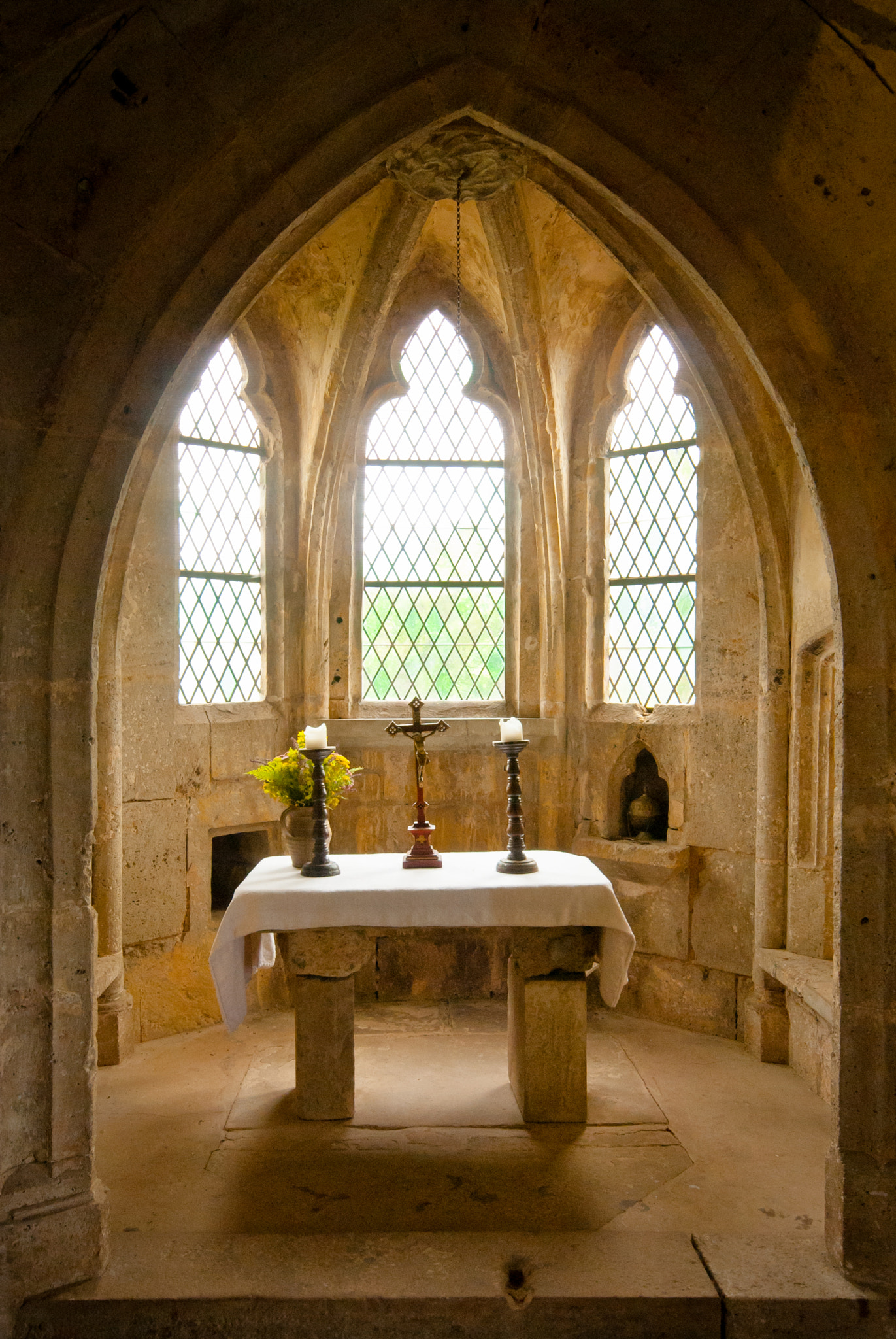 Sigma 10-20mm F4-5.6 EX DC HSM sample photo. Mediaeval chapel photography