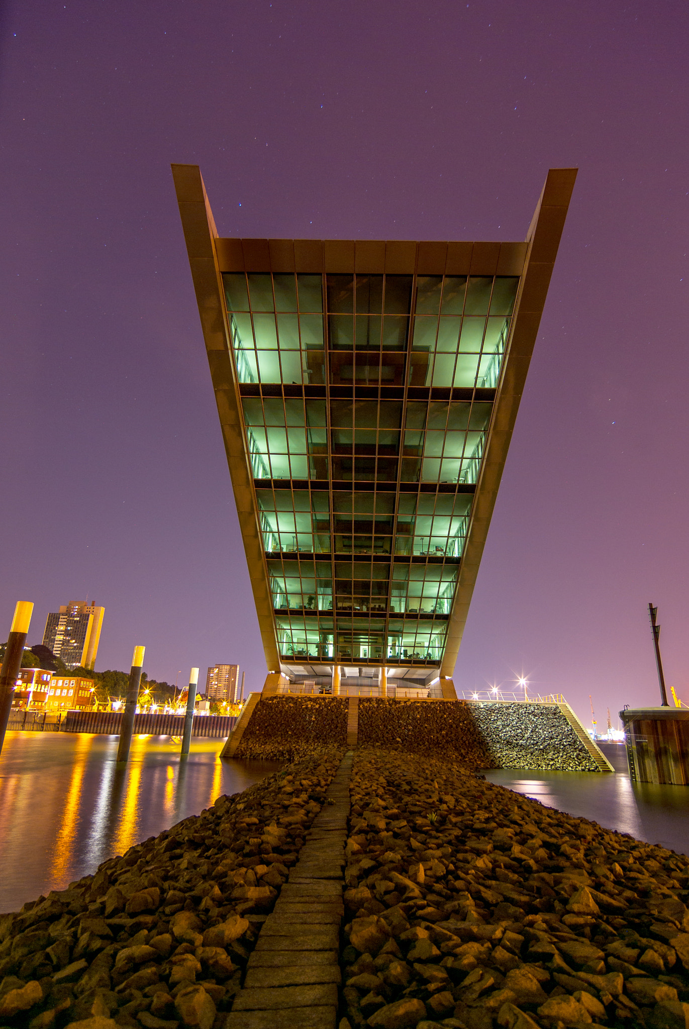 Pentax K10D sample photo. Dockland photography