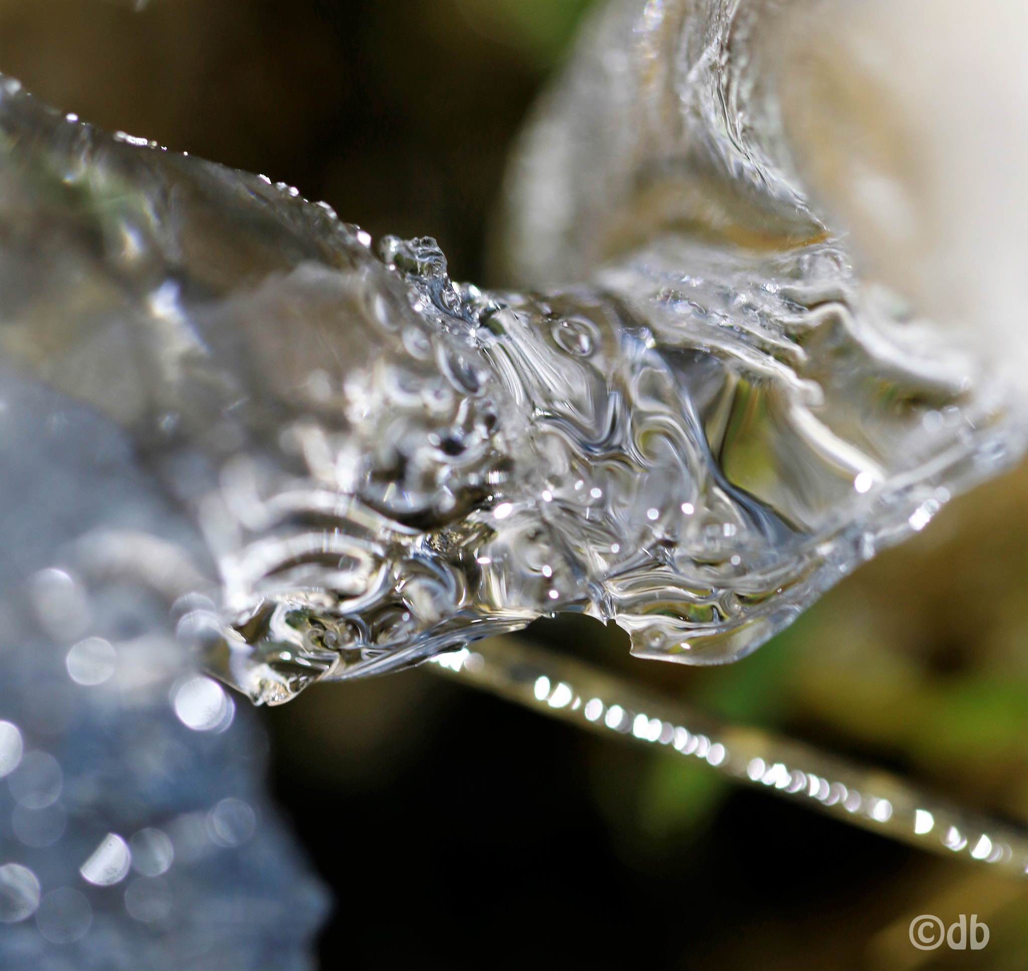 Canon EF 100mm F2.8L Macro IS USM sample photo. Frozen water in a sink 1 photography