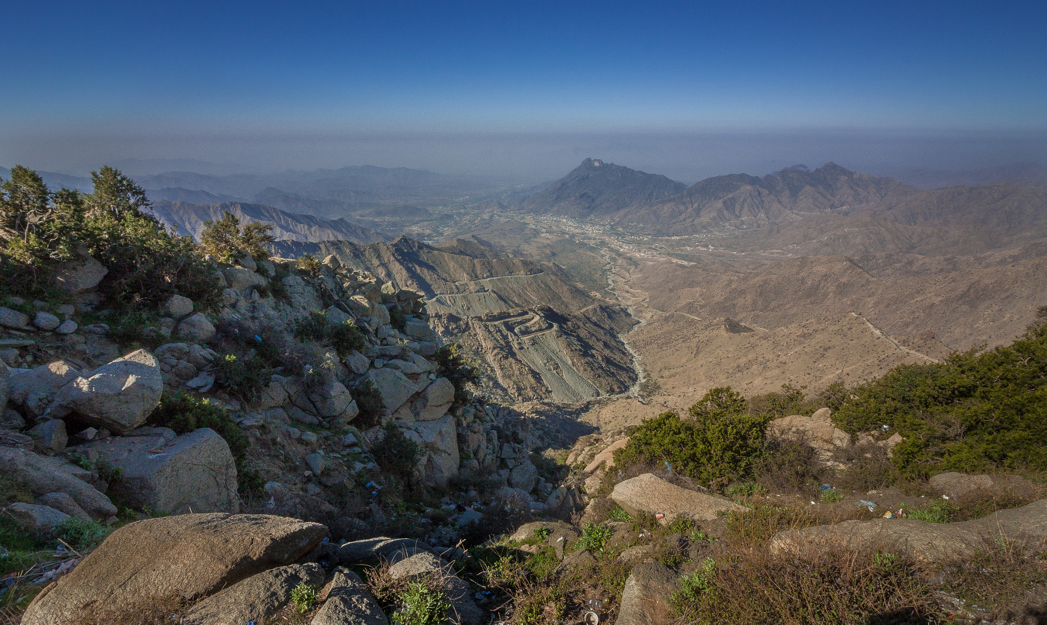 Canon EOS 500D (EOS Rebel T1i / EOS Kiss X3) sample photo. Landscape view in saudi arabia photography
